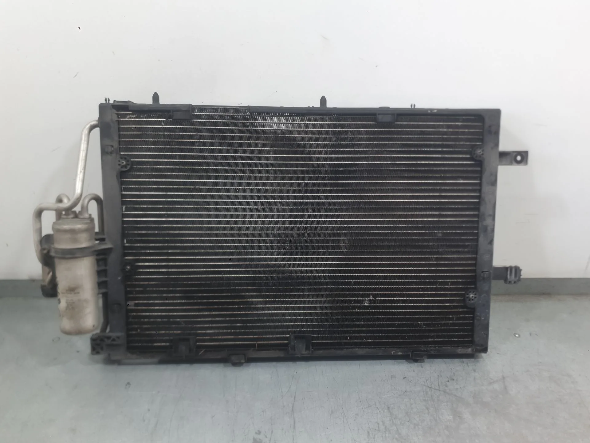 Condensador / Radiador Aire Acondicionado para Opel Corsa C (X01)