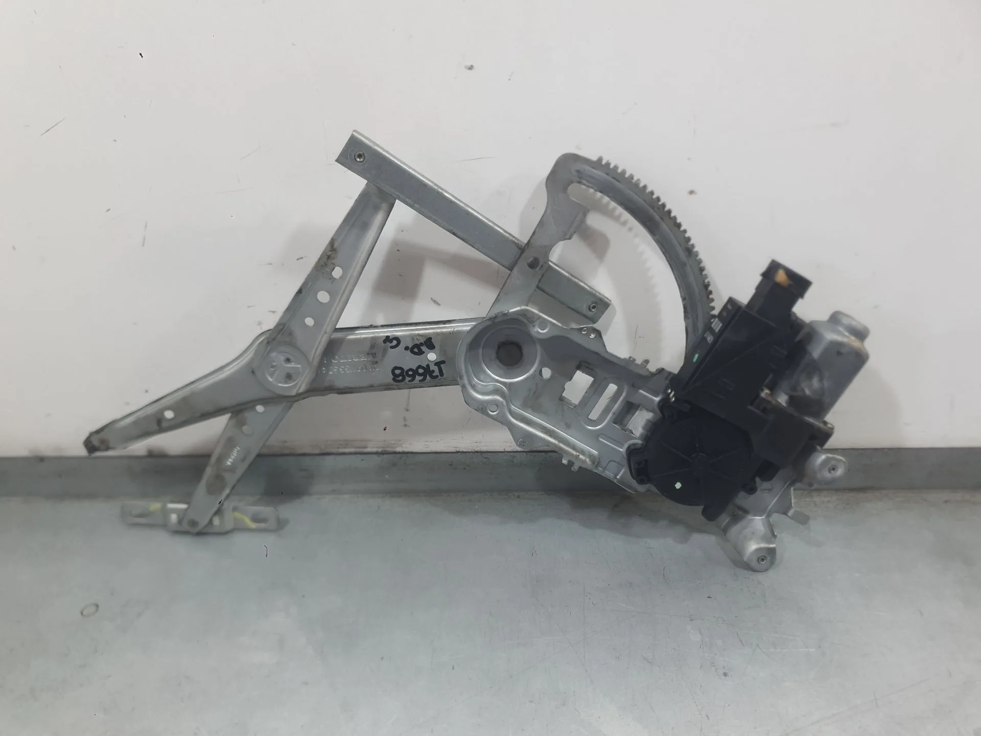 Elevalunas Delantero Derecho para Opel Corsa C (X01)