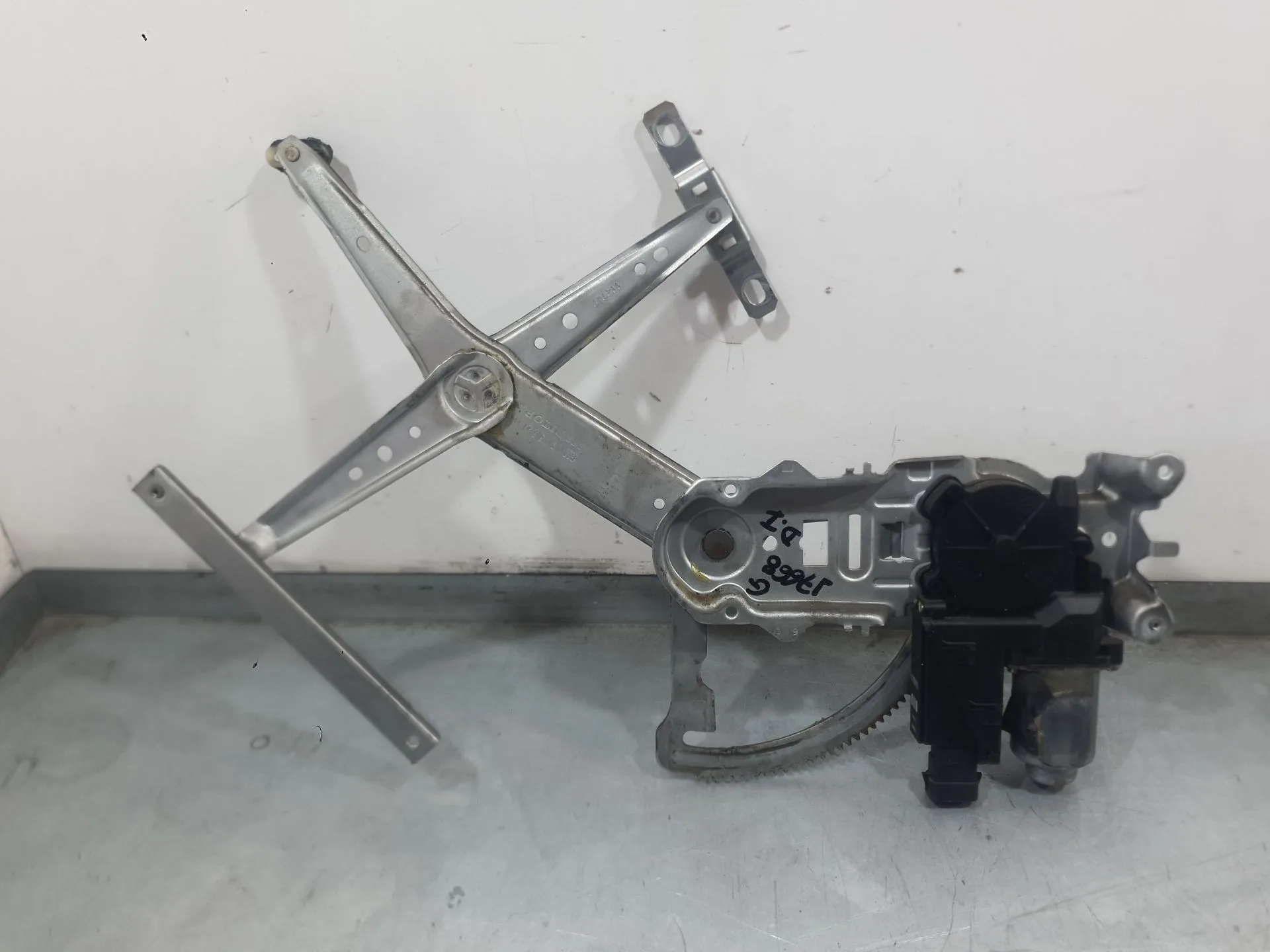 Elevalunas Delantero Izquierdo para Opel Corsa C (X01)