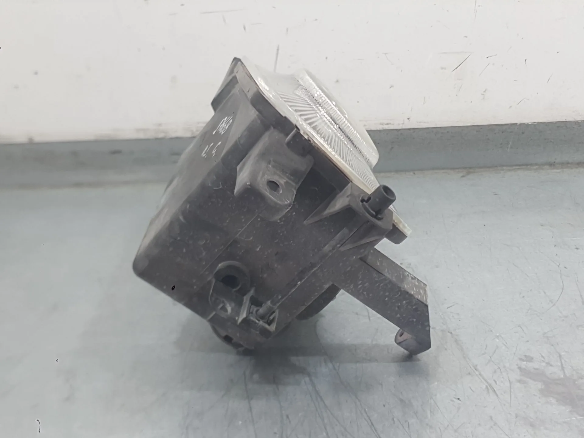Faro Antiniebla Izquierdo para Opel Corsa C (X01)