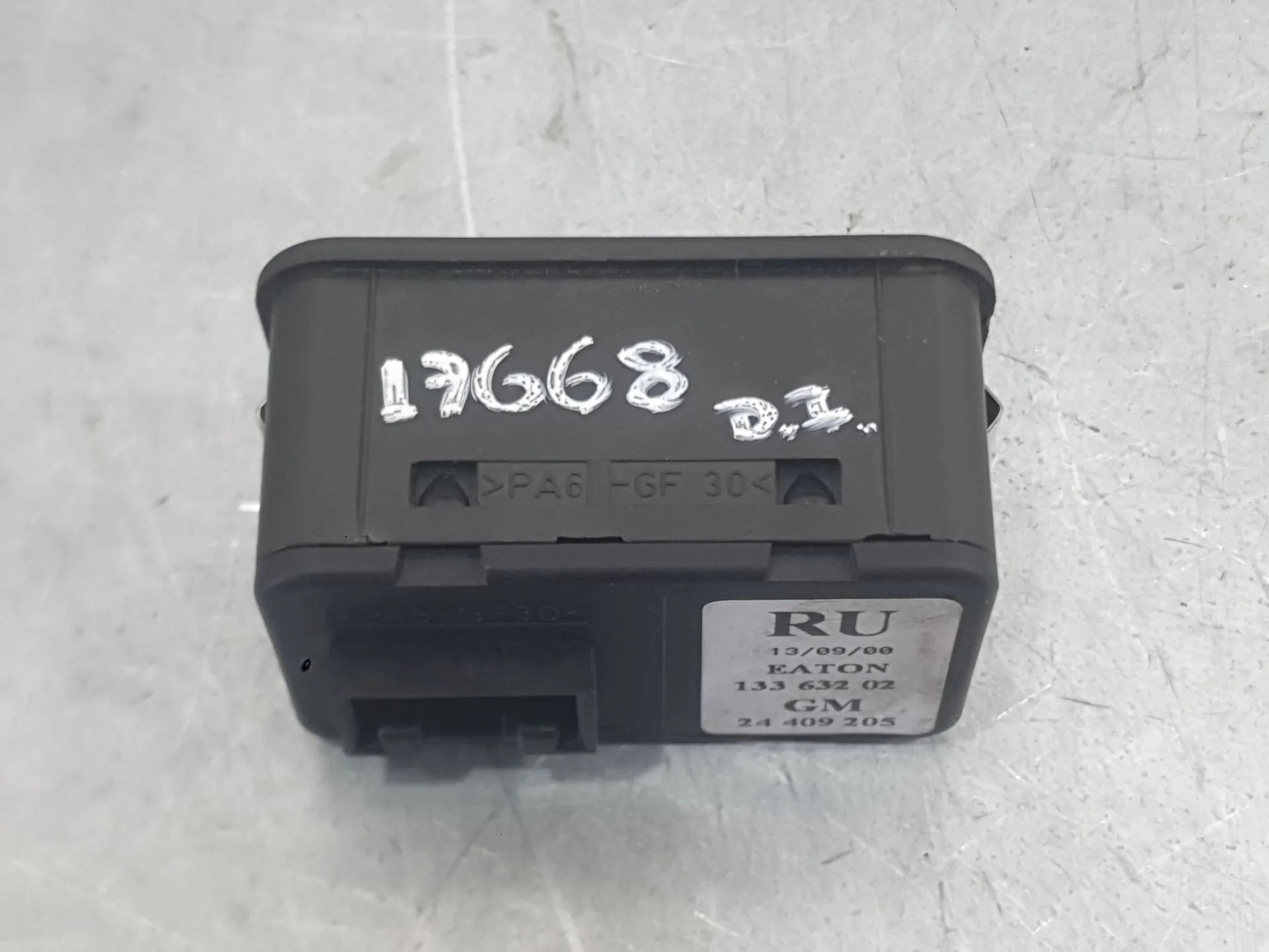 Mando Elevalunas Delantero Izquierdo para Opel Corsa C (X01)