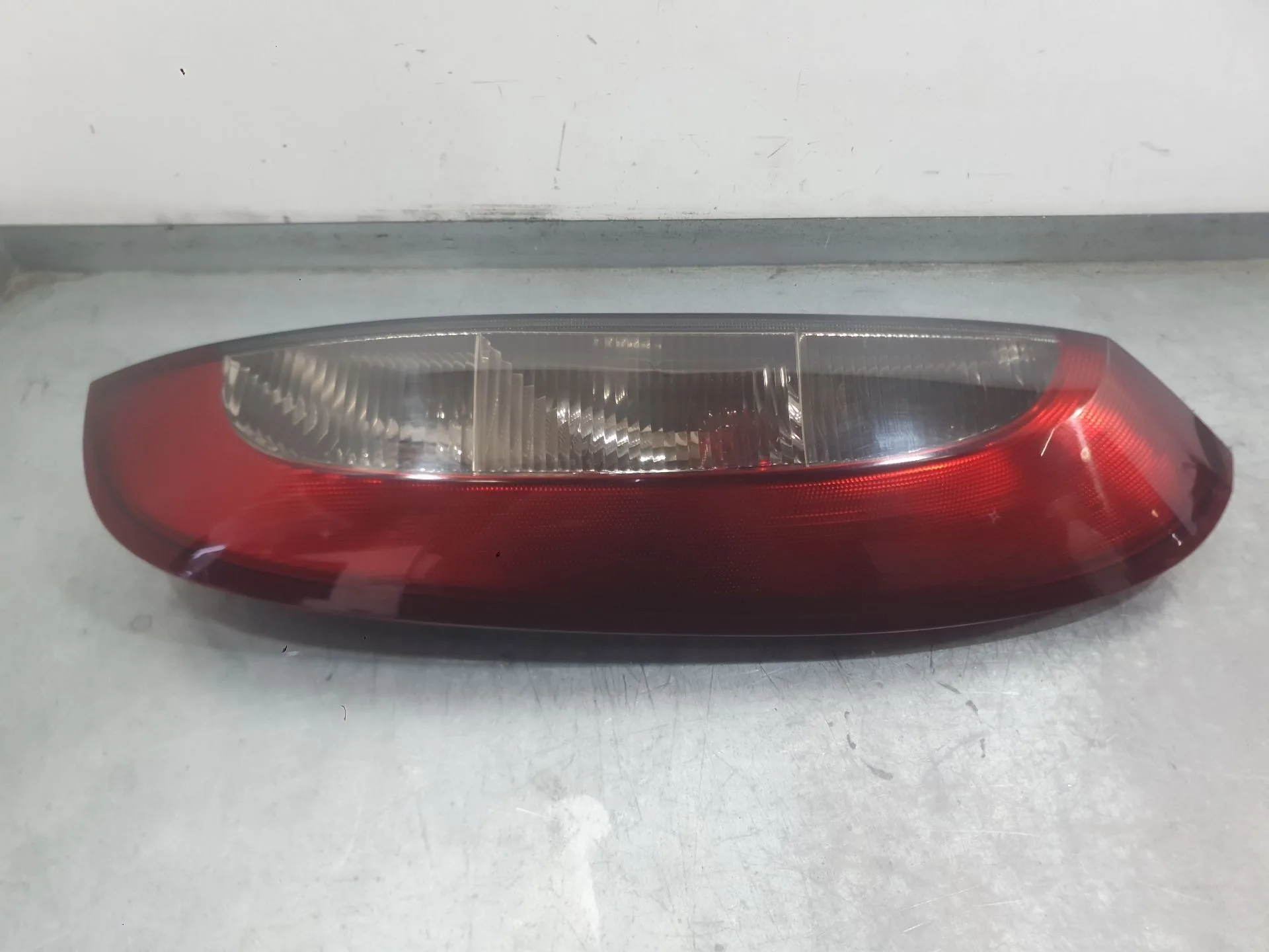 Piloto Trasero Derecho para Opel Corsa C (X01)