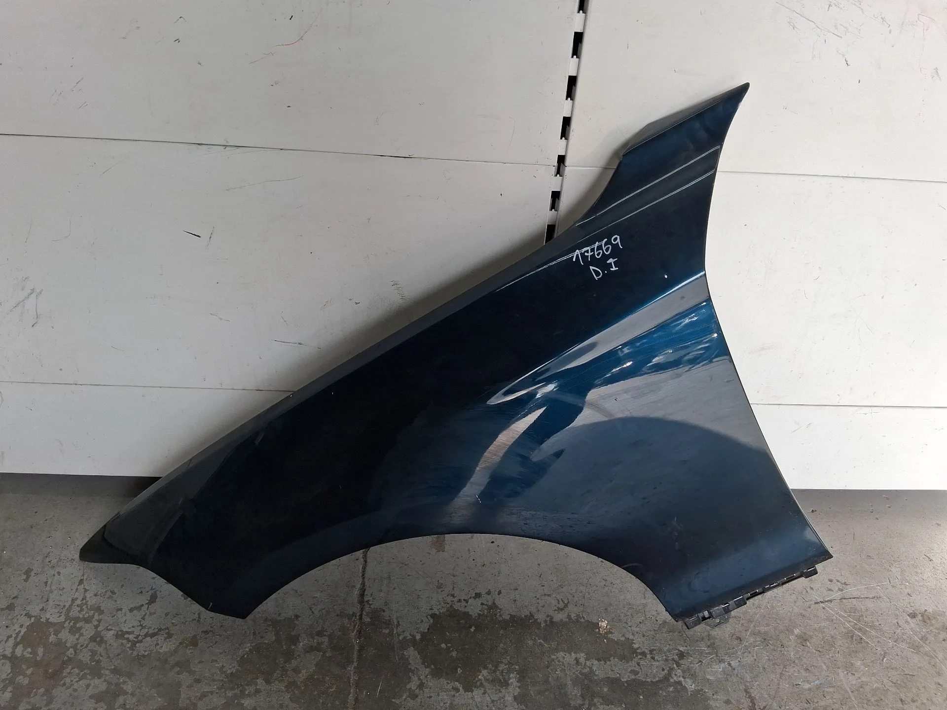 Aleta Delantera Izquierda para Bmw 1 (F20)