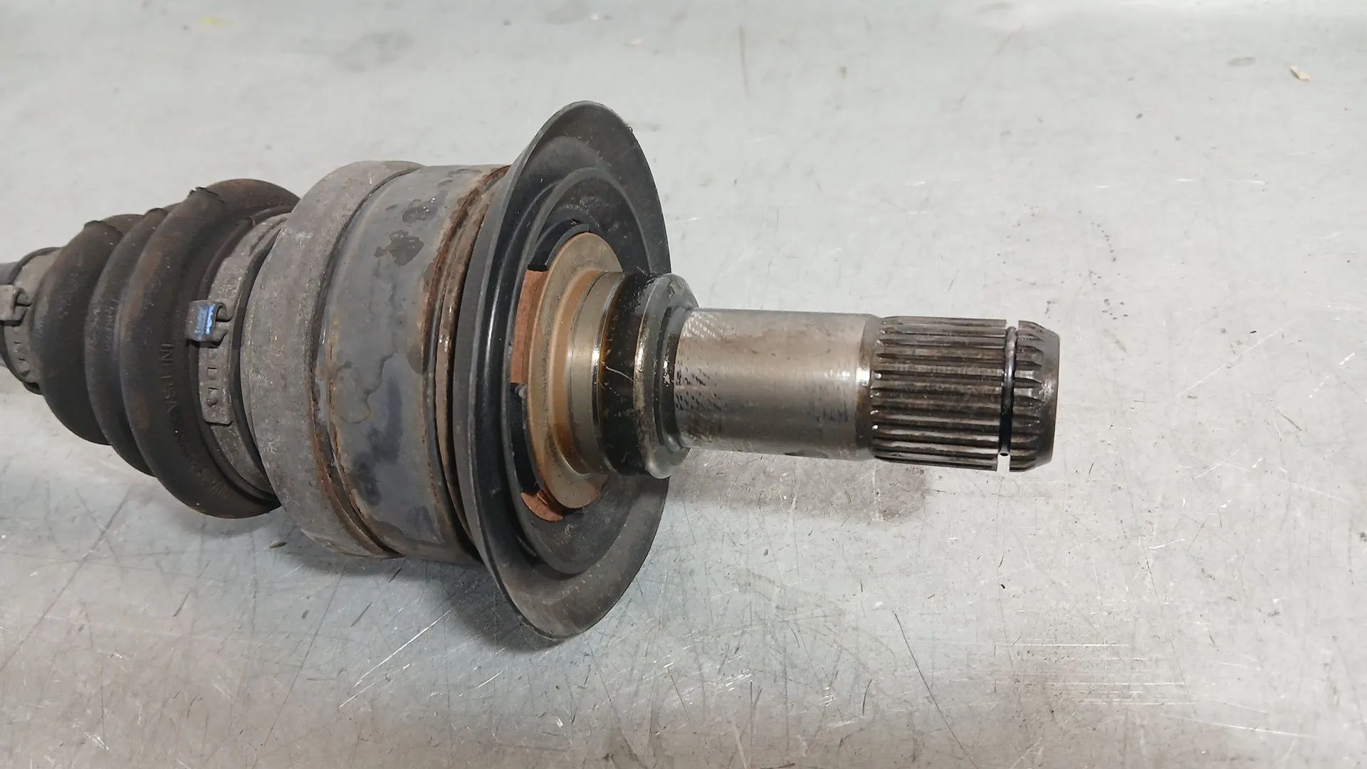 Transmision Trasera Izquierda para Bmw 1 (F20)