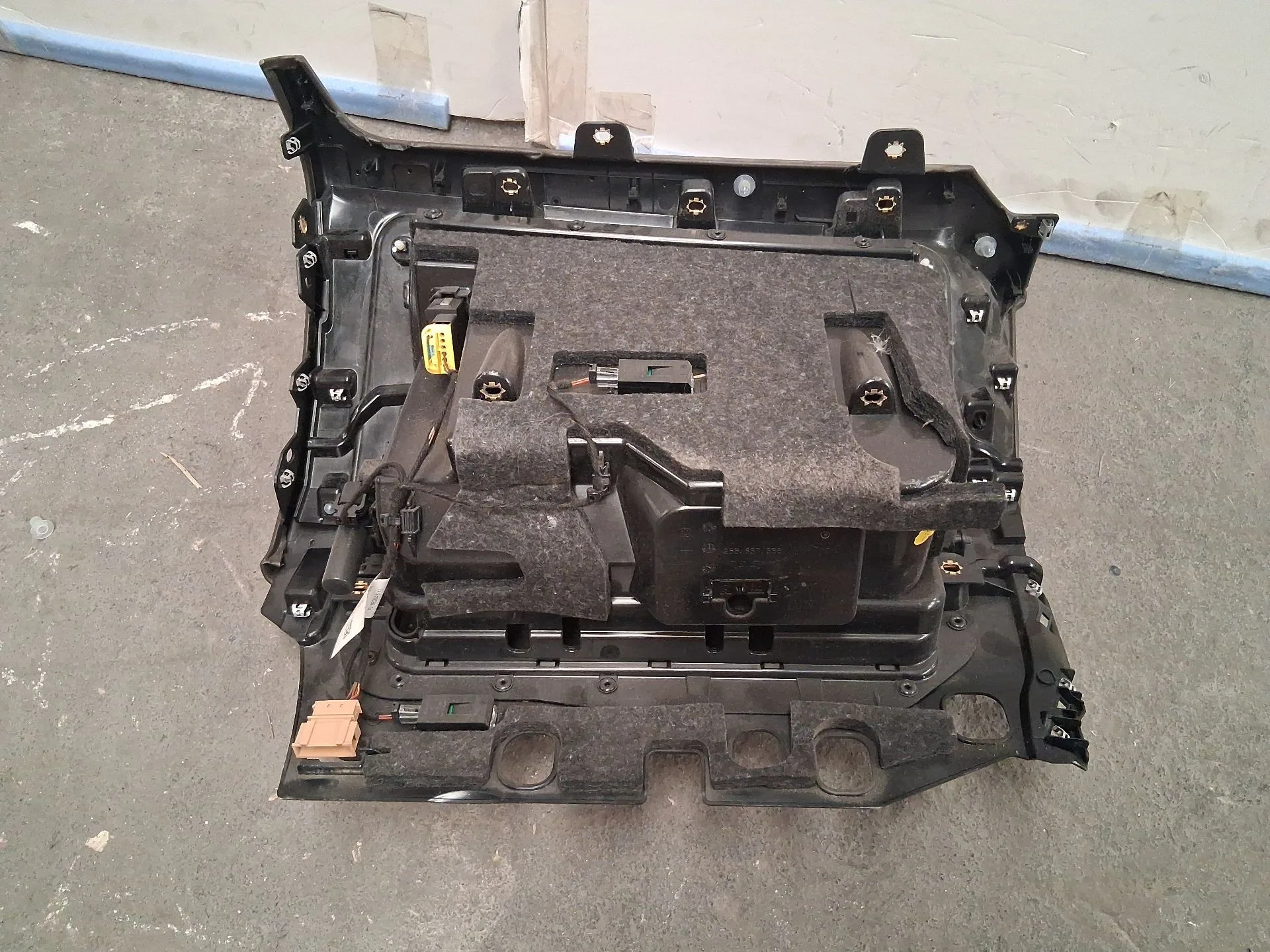 Guantera para Porsche Macan (95B)