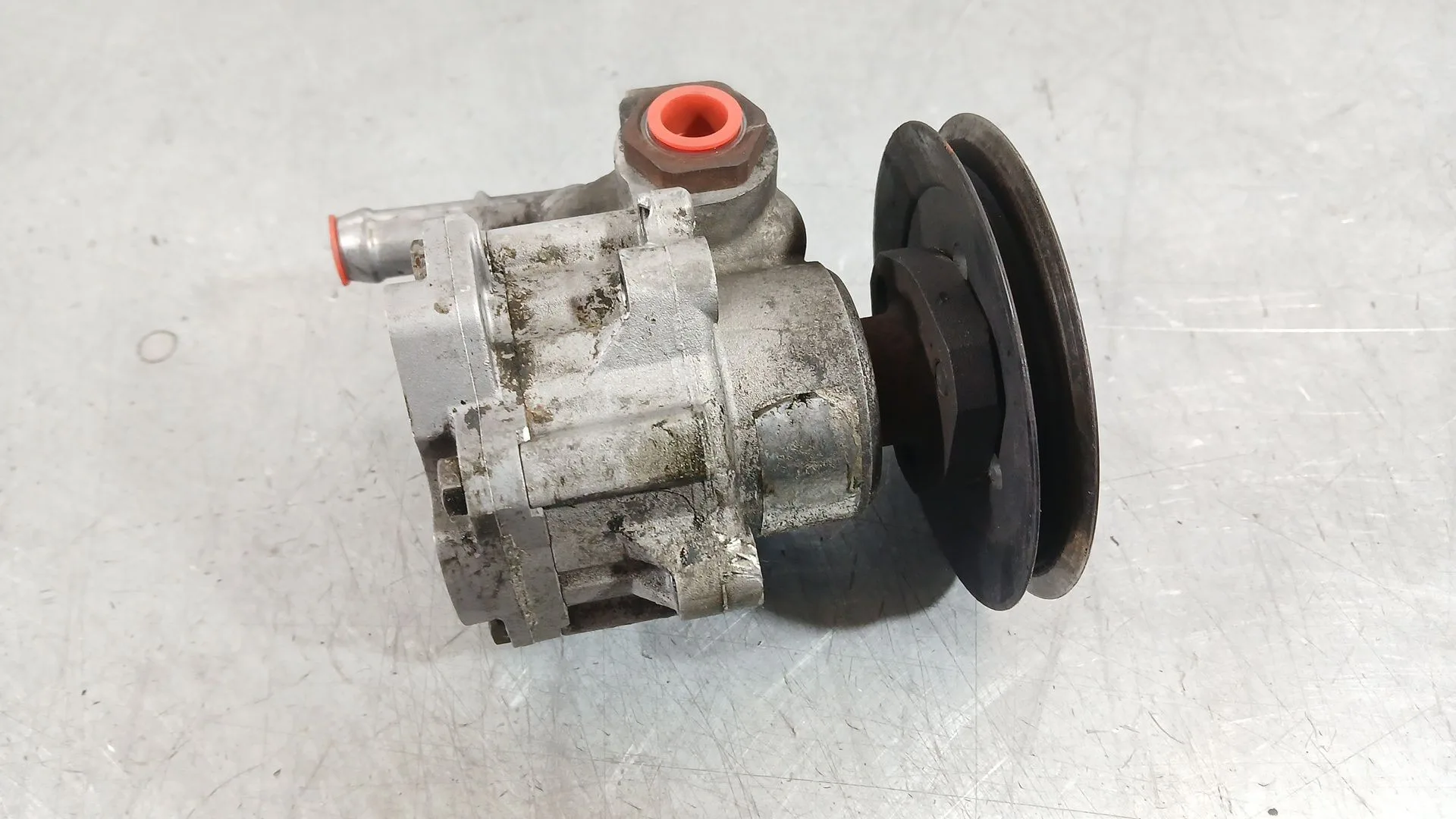 Bomba Direccion para Seat Toledo I (1L2)