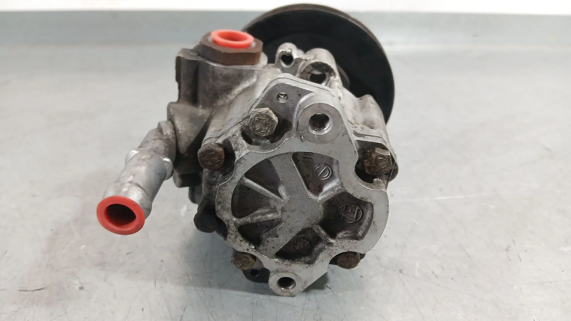 Bomba Direccion para Seat Toledo I (1L2)