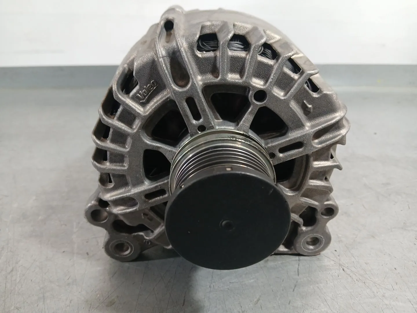 Alternador para Audi Q5 (8Rb)