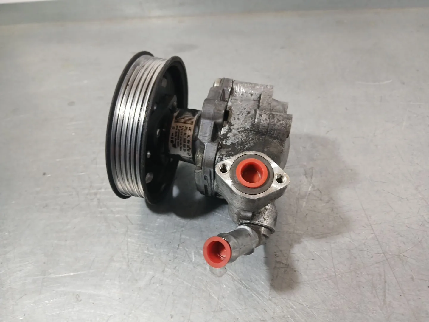 Bomba Direccion para Audi Q5 (8Rb)