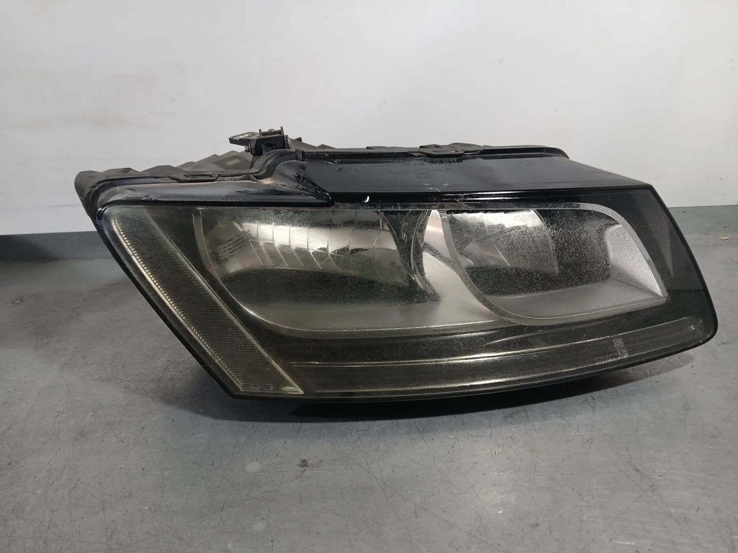 Faro Derecho para Audi Q5 (8Rb)