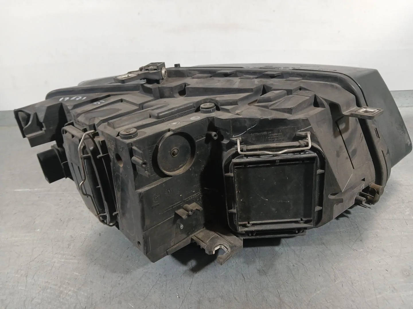 Faro Izquierdo para Audi Q5 (8Rb)