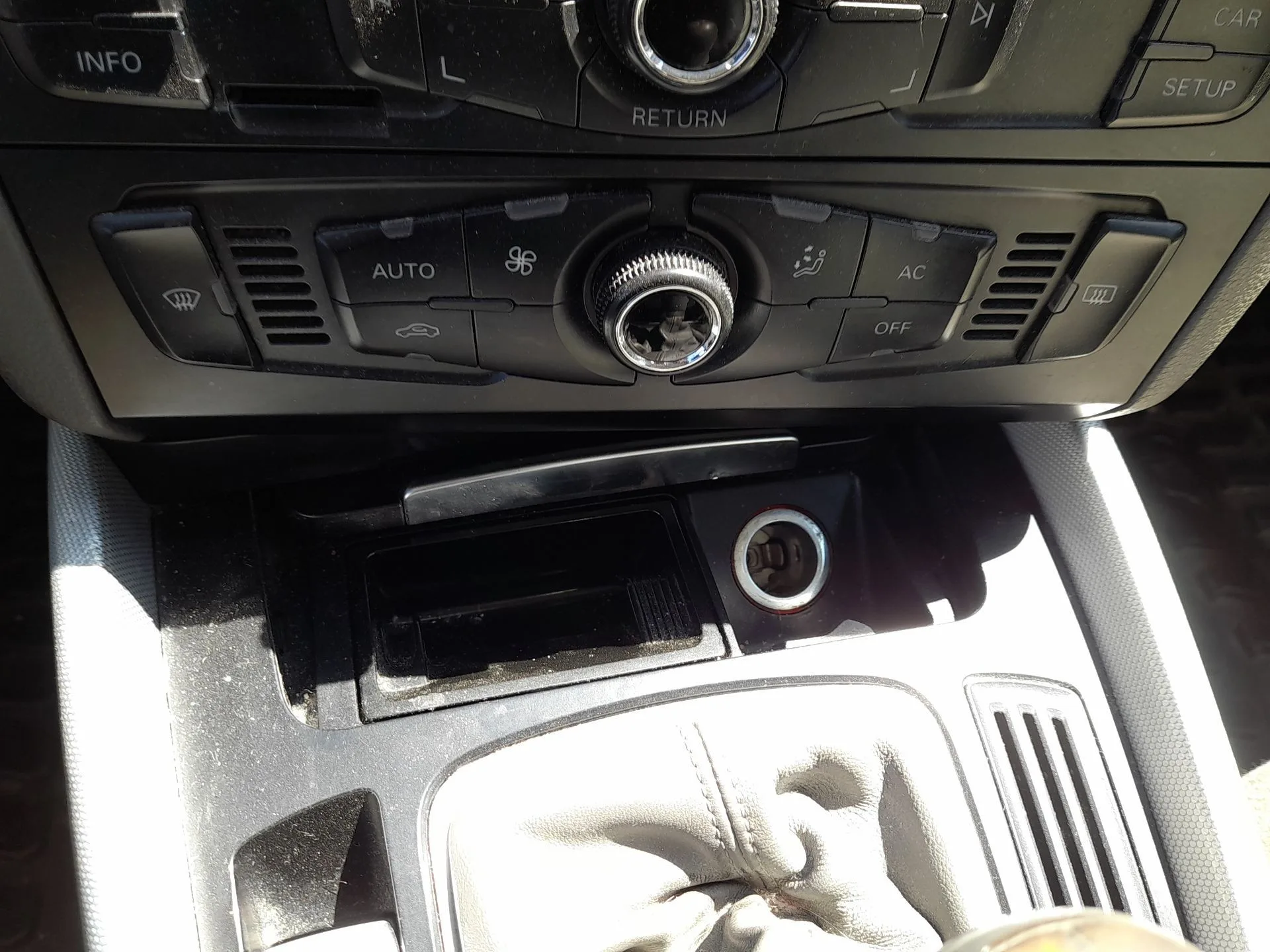 Mando Climatizador para Audi Q5 (8Rb)