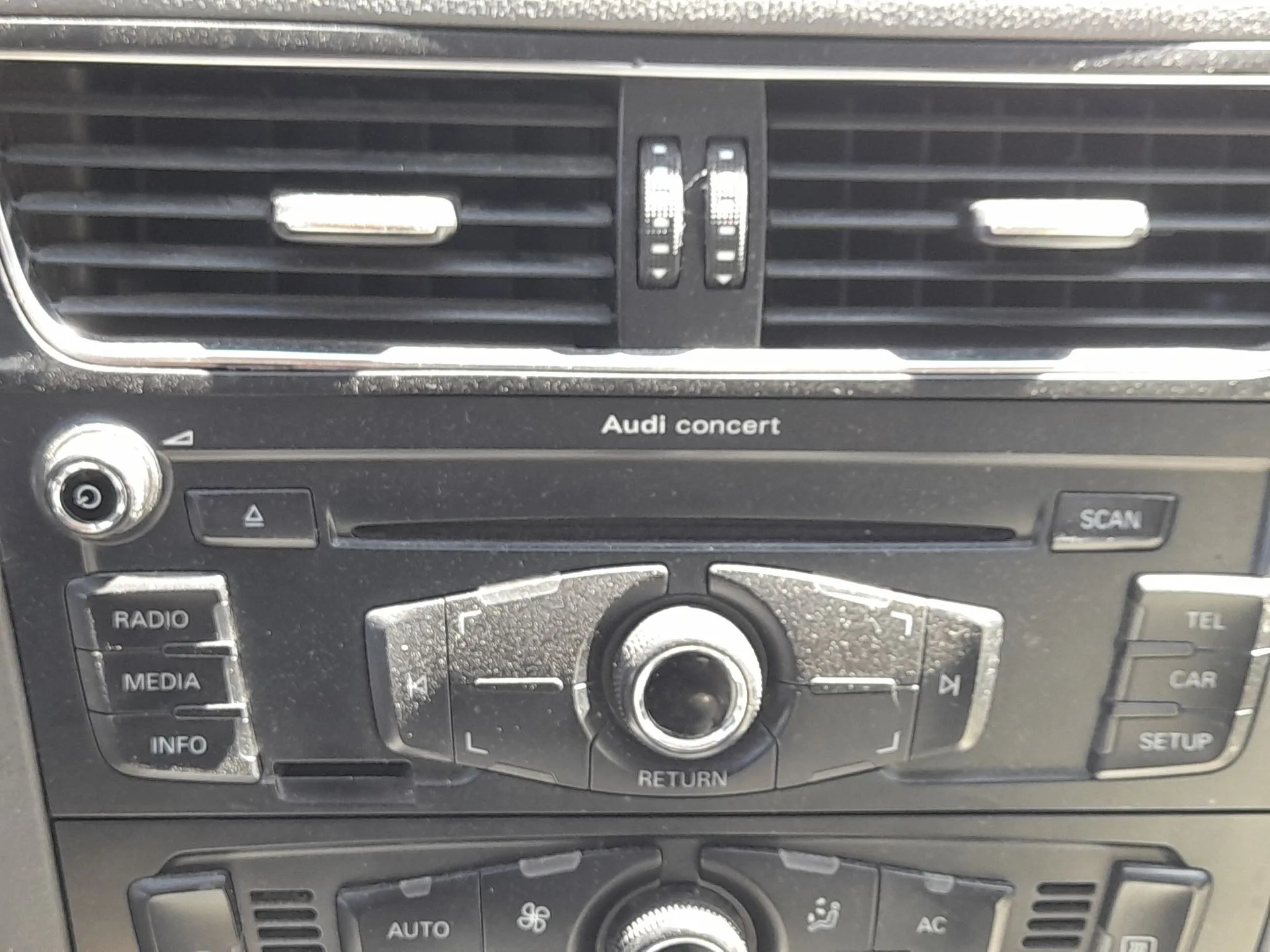 Sistema Audio / Radio Cd para Audi Q5 (8Rb)