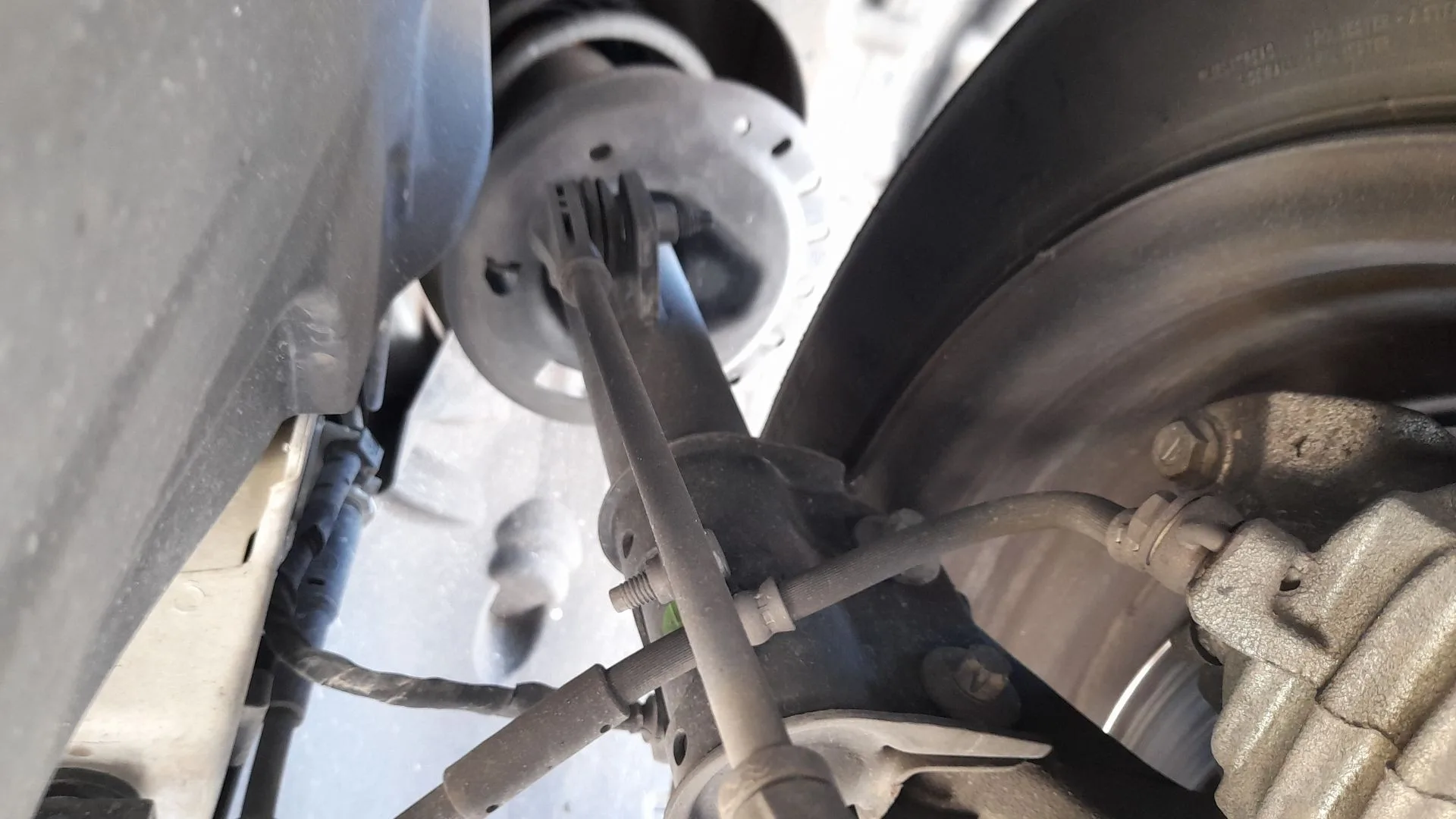 Amortiguador Delantero Izquierdo para Peugeot 208 Ii (Ub_, Up_, Uw_, Uj_)
