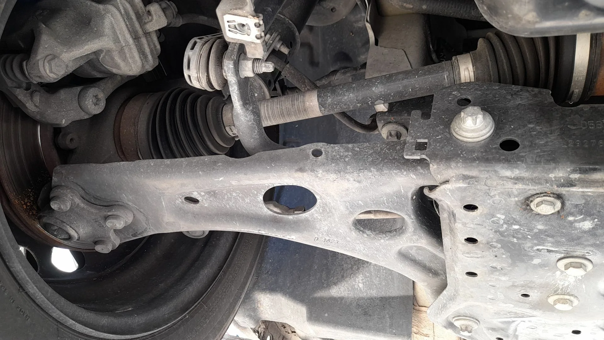 Brazo Suspension Inferior Delantero Derecho para Peugeot 208 Ii (Ub_, Up_, Uw_, Uj_)