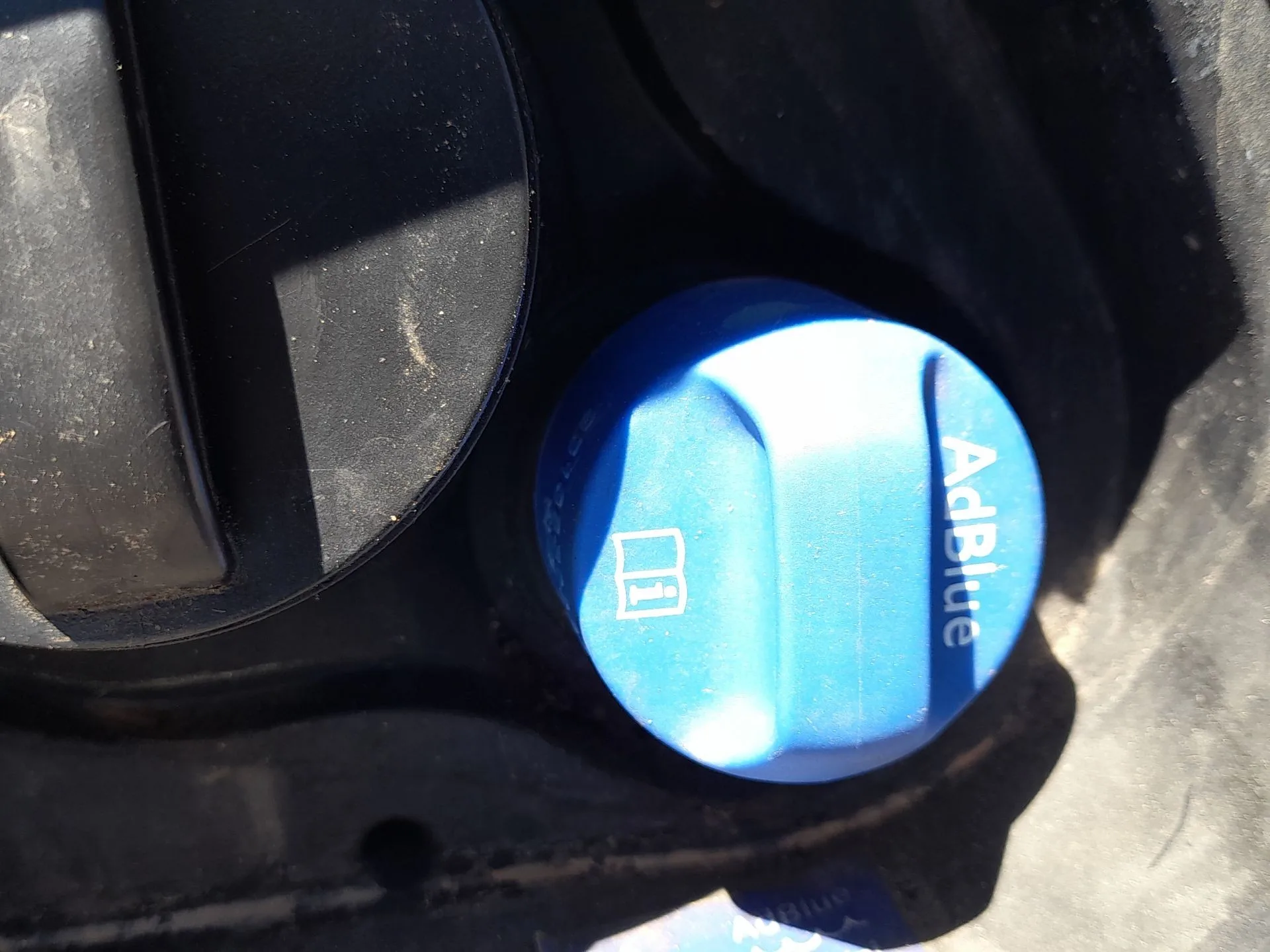 Deposito Adblue para Peugeot 208 Ii (Ub_, Up_, Uw_, Uj_)