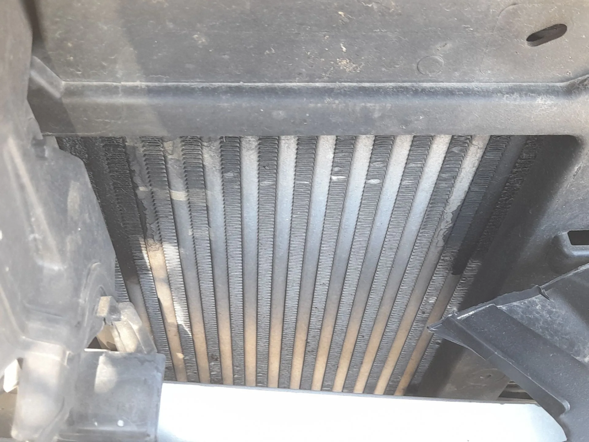 Intercooler para Peugeot 208 Ii (Ub_, Up_, Uw_, Uj_)