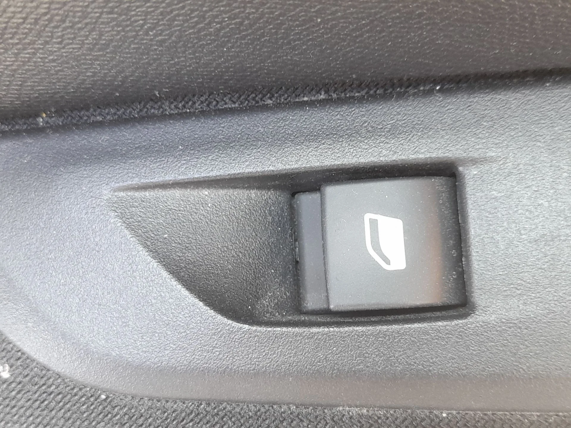 Mando Elevalunas Trasero Derecho para Peugeot 208 Ii (Ub_, Up_, Uw_, Uj_)