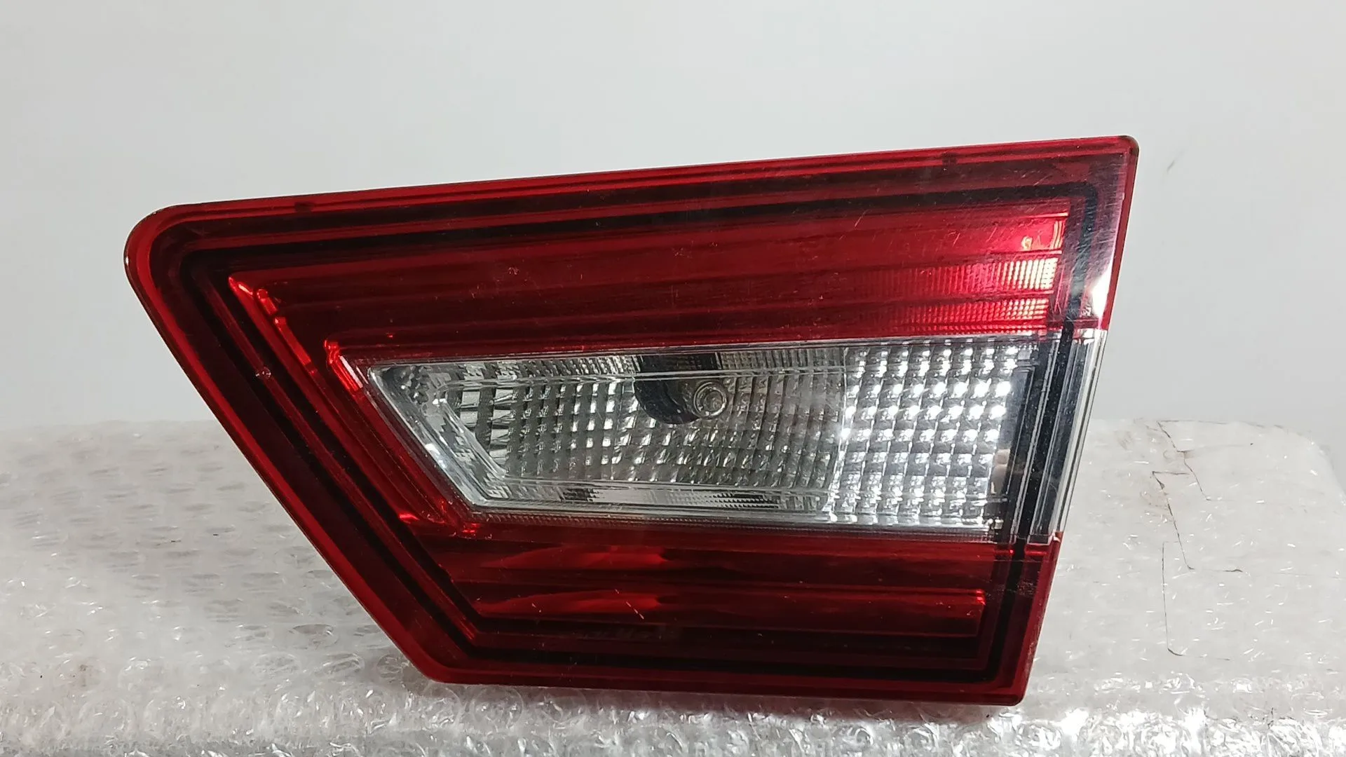 Piloto Trasero Derecho Interior para Renault Clio Iv (Bh_)
