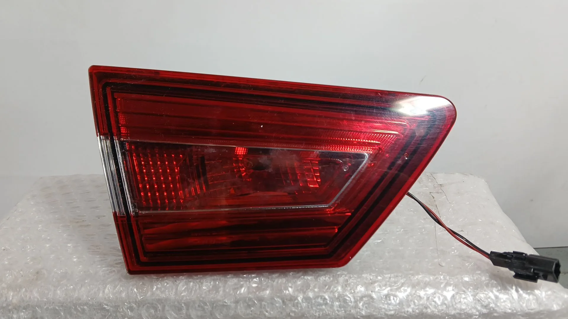 Piloto Trasero Izquierdo Interior para Renault Clio Iv (Bh_)