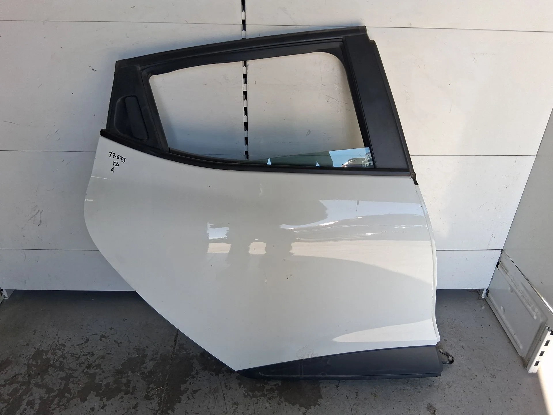 Puerta Trasera Derecha para Renault Clio Iv (Bh_)