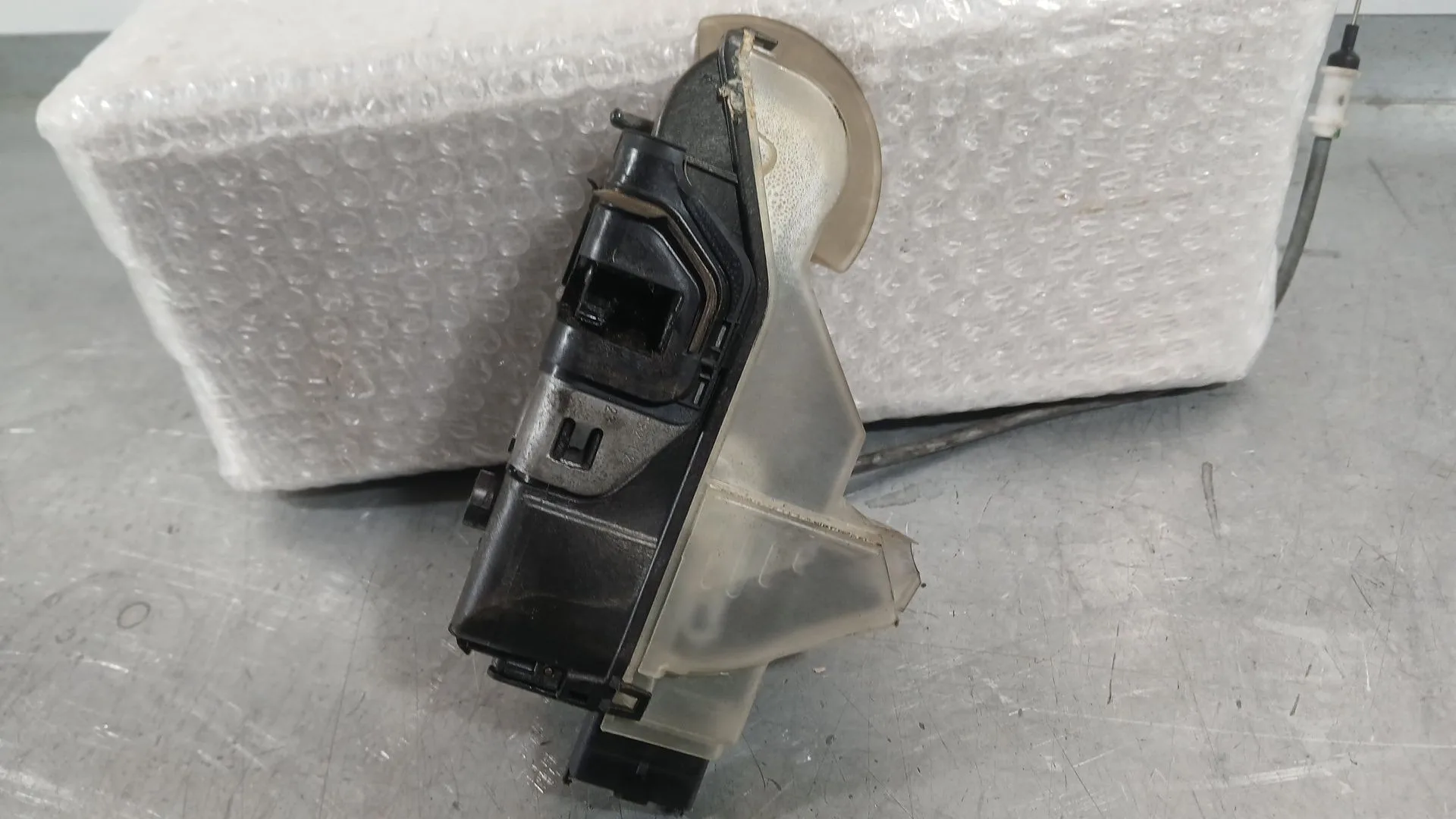 Cerradura Puerta Delantera Izquierda para Peugeot 2008 Ii (Ud_, Us_, Uy_, Uj_, Ur_, Uc_)