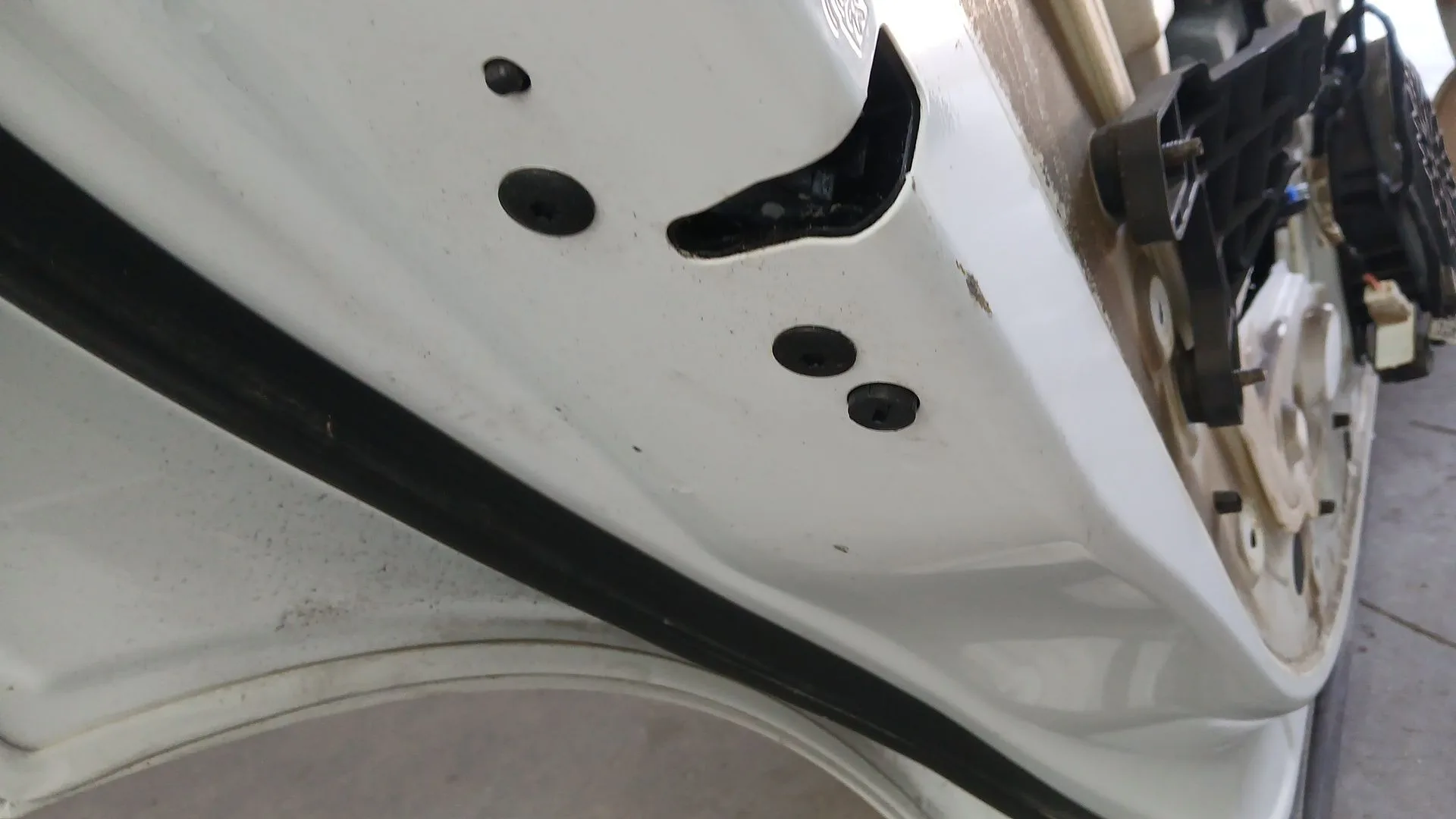 Cerradura Puerta Trasera Izquierda para Peugeot 2008 Ii (Ud_, Us_, Uy_, Uj_, Ur_, Uc_)