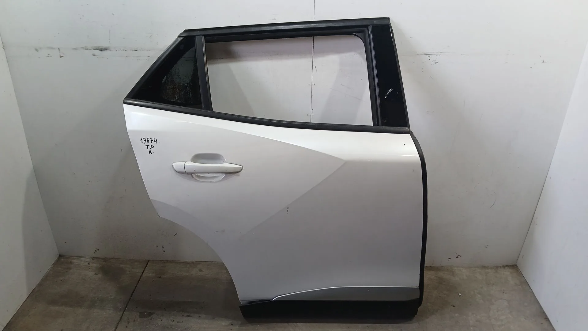 Puerta Trasera Derecha para Peugeot 2008 Ii (Ud_, Us_, Uy_, Uj_, Ur_, Uc_)