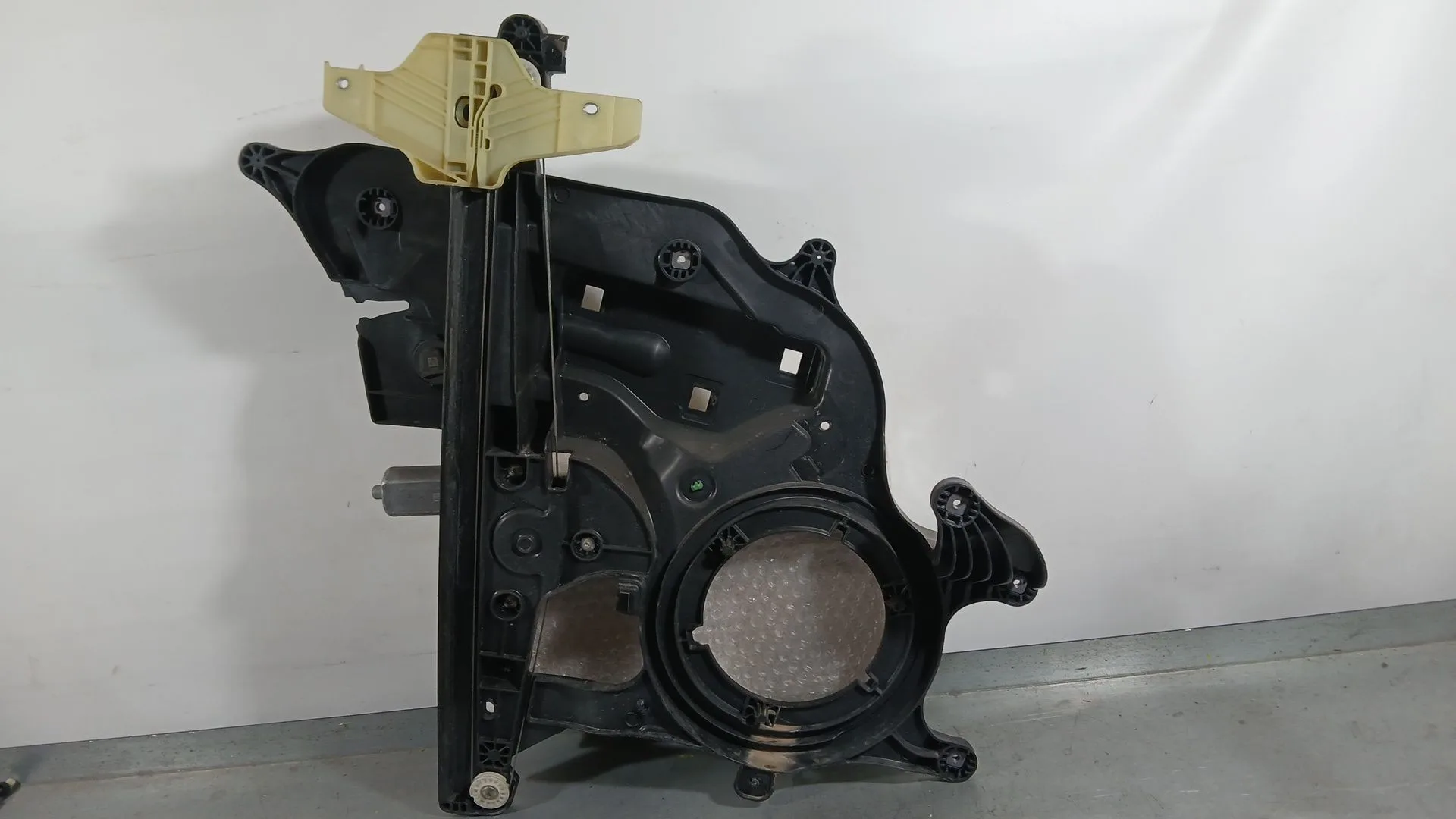 Elevalunas Delantero Derecho para Peugeot Partner Furgoneta/Monovolumen (K9)