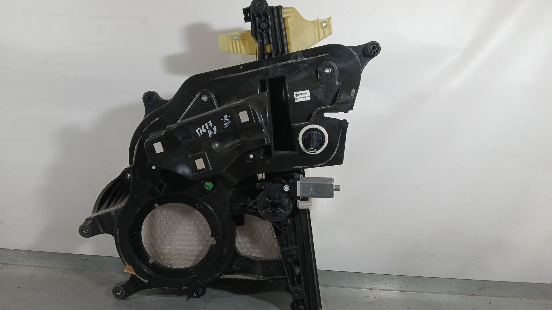 Elevalunas Delantero Derecho para Peugeot Partner Furgoneta/Monovolumen (K9)