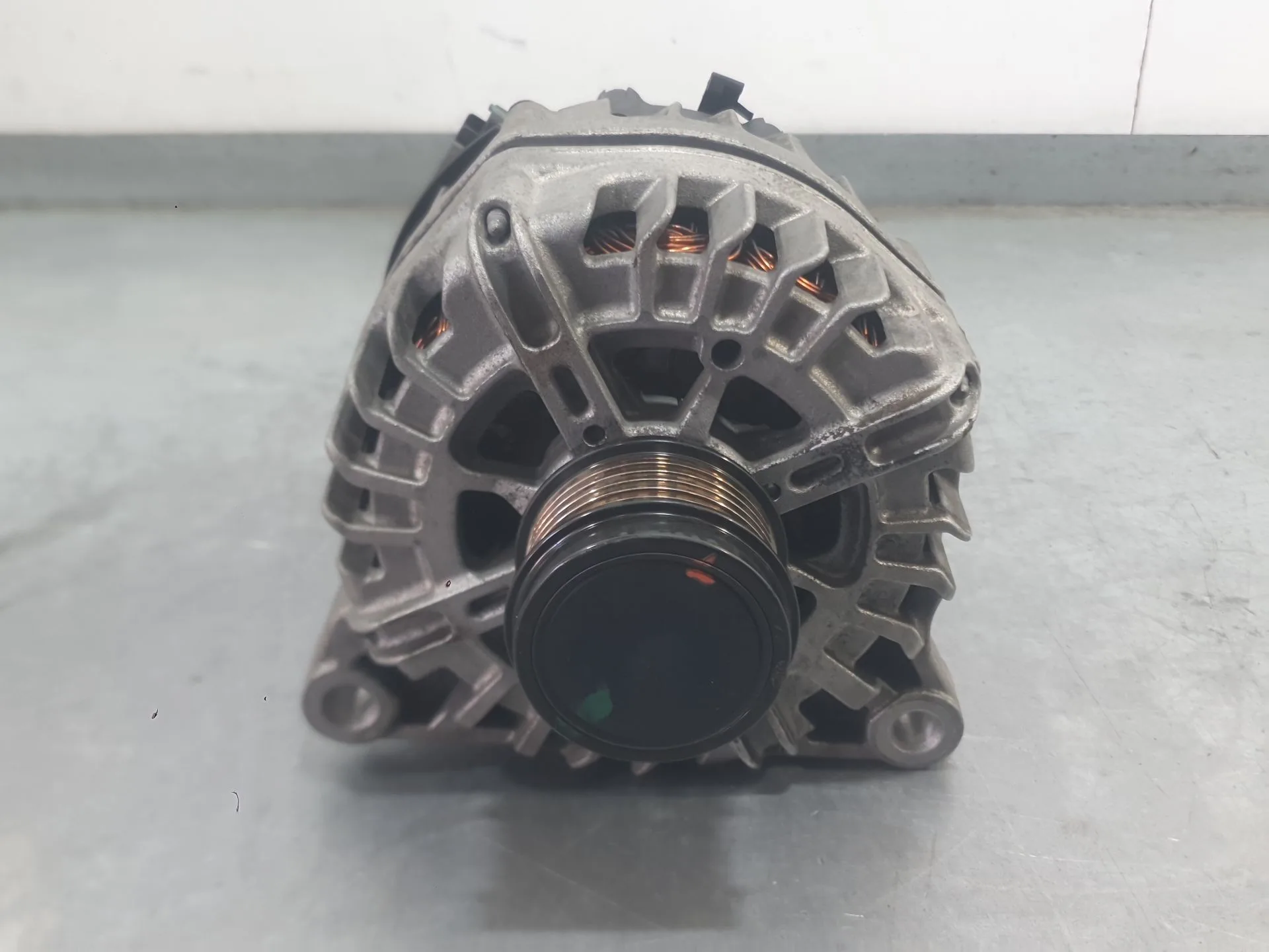 Alternador para Citroën C-Elysee (Dd_)