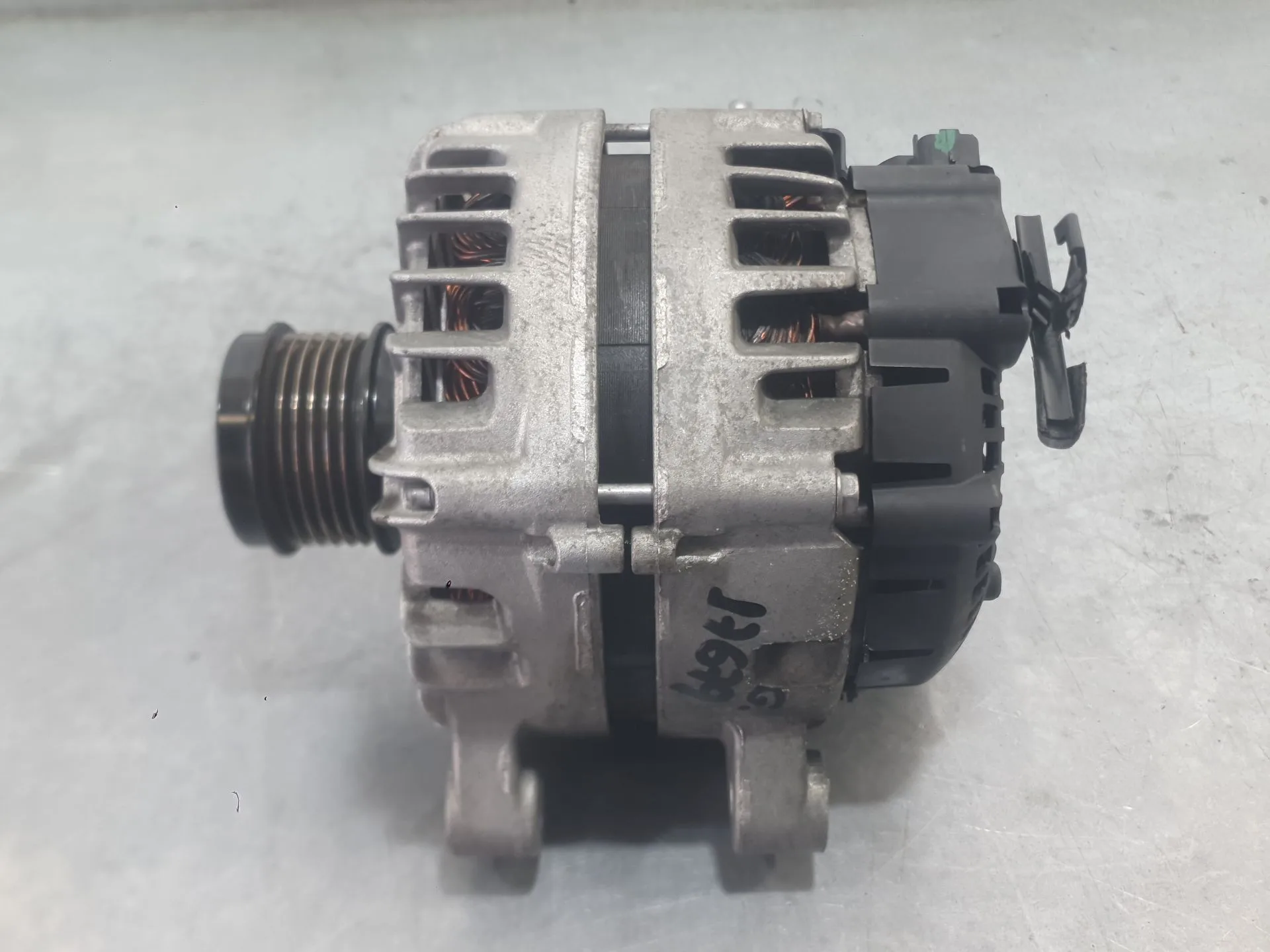 Alternador para Citroën C-Elysee (Dd_)