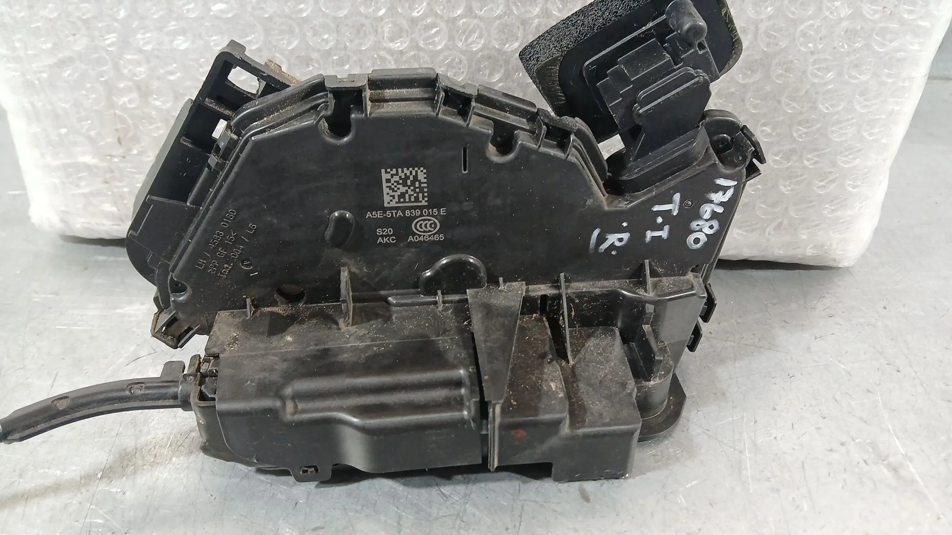 Cerradura Puerta Trasera Izquierda para Volkswagen Polo Vi (Aw1, Bz1, Ae1)