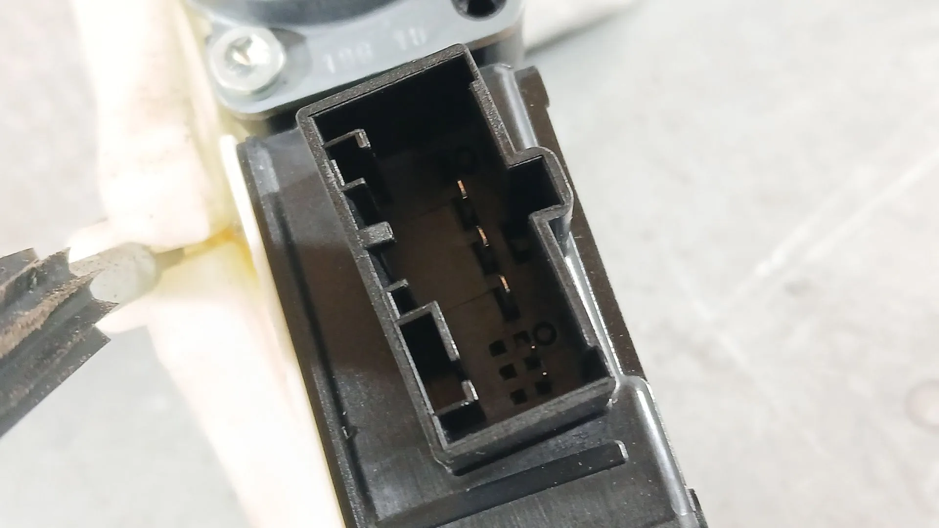 Elevalunas Trasero Izquierdo para Volkswagen Polo Vi (Aw1, Bz1, Ae1)