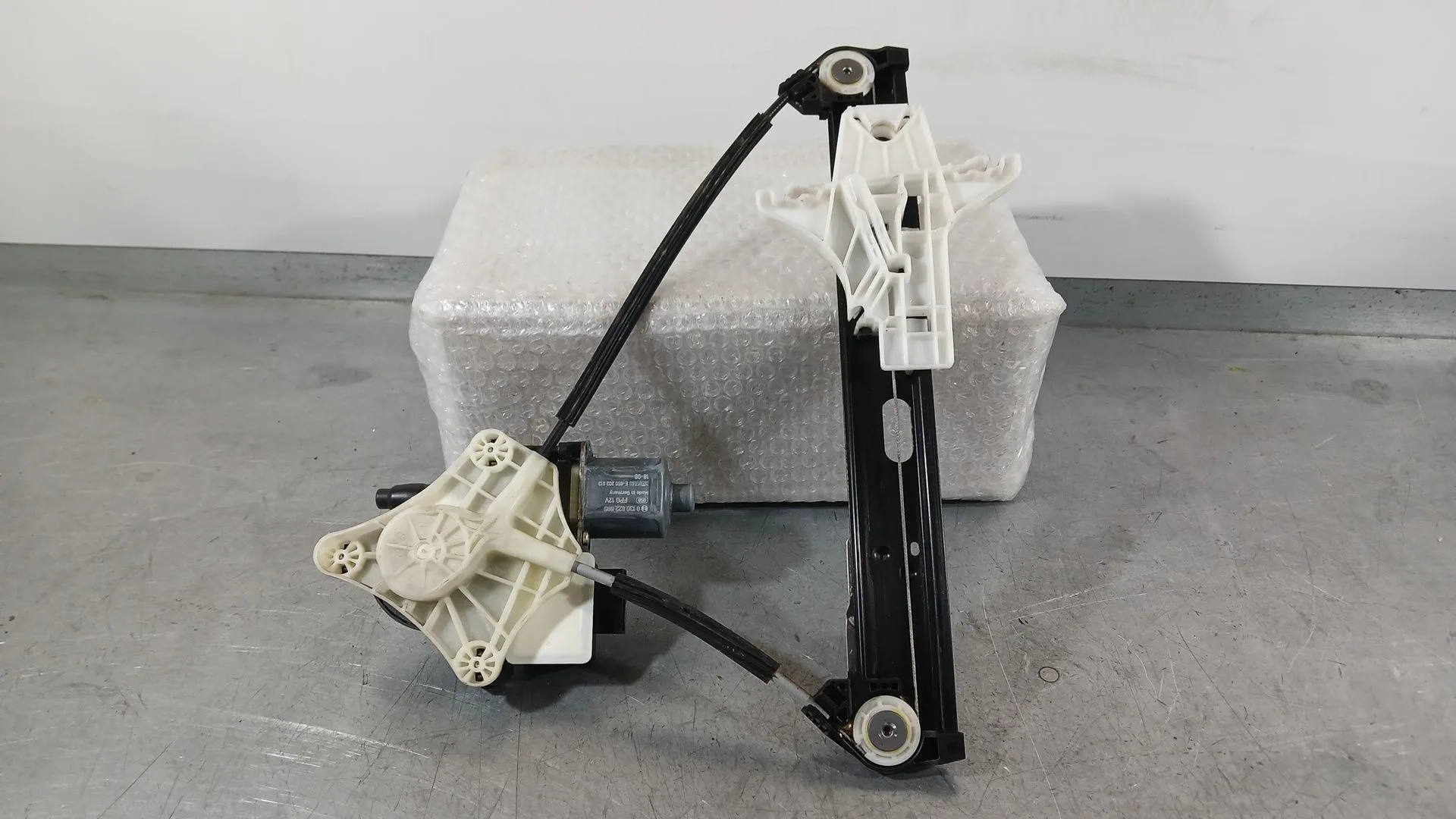 Elevalunas Trasero Izquierdo para Volkswagen Polo Vi (Aw1, Bz1, Ae1)