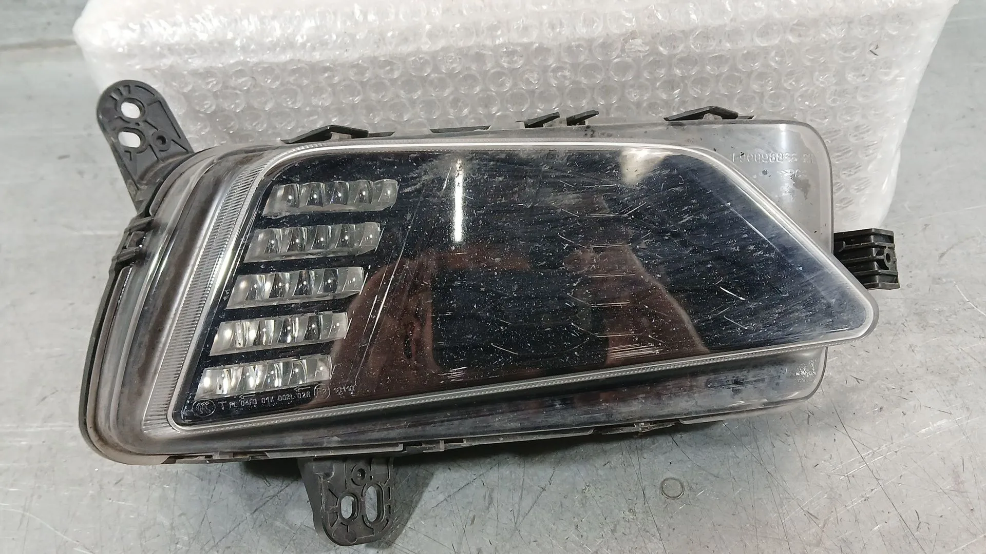 Faro Antiniebla Derecho para Volkswagen Polo Vi (Aw1, Bz1, Ae1)