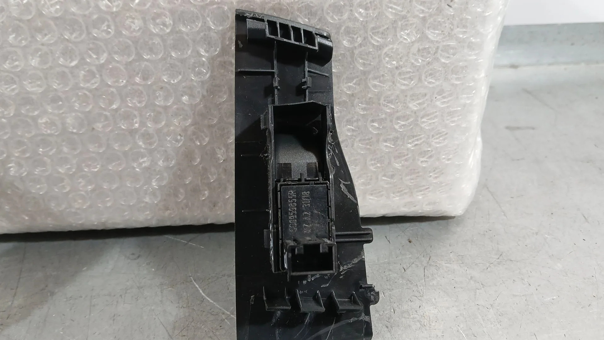 Mando Elevalunas Trasero Derecho para Volkswagen Polo Vi (Aw1, Bz1, Ae1)