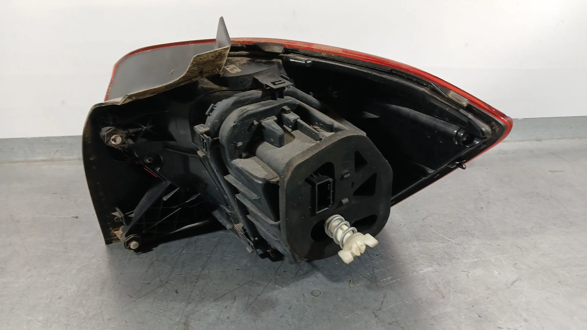 Piloto Trasero Izquierdo para Volkswagen Polo Vi (Aw1, Bz1, Ae1)