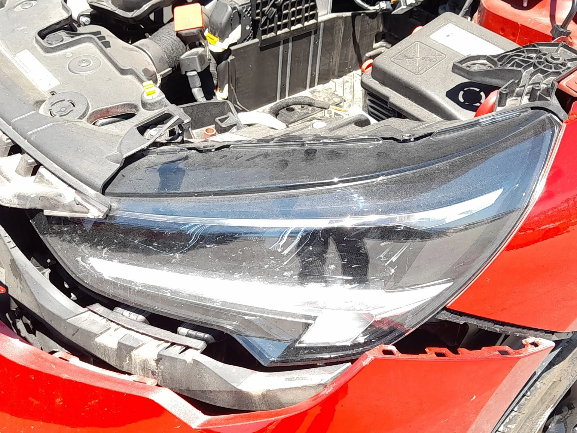 Faro Izquierdo para Opel Corsa F (P2Jo)