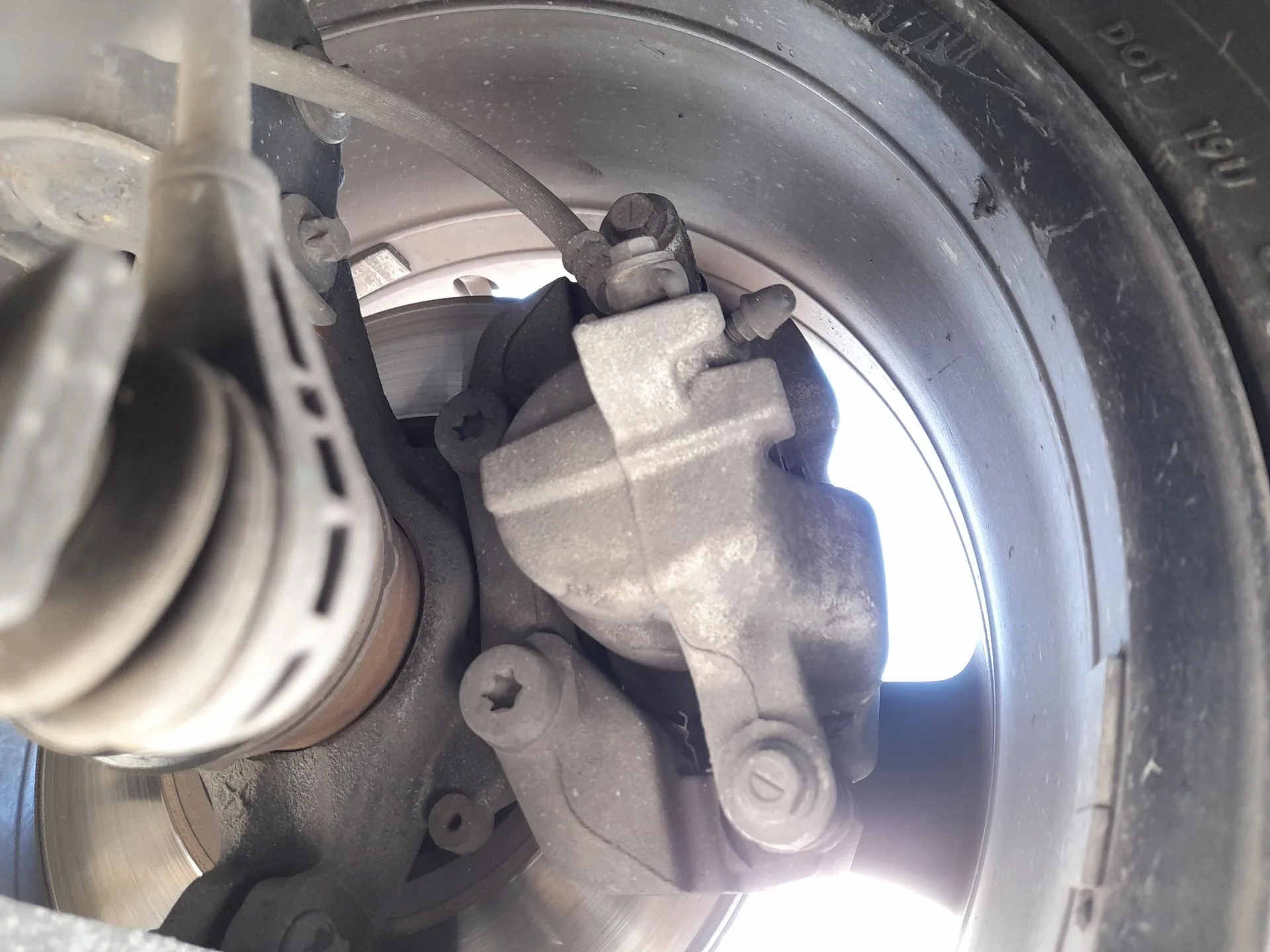 Pinza Freno Delantera Izquierda para Opel Corsa F (P2Jo)