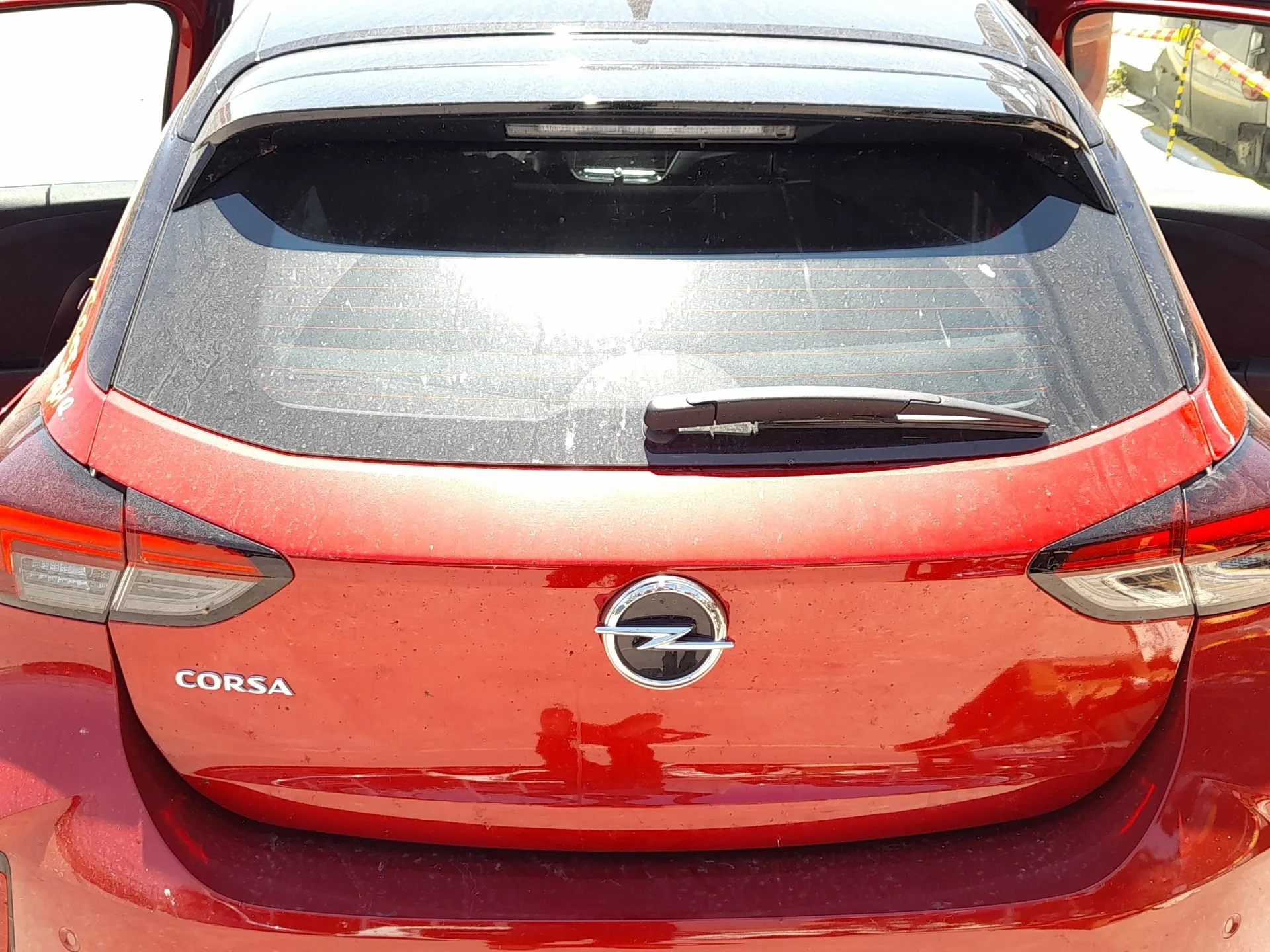 Porton Trasero para Opel Corsa F (P2Jo)