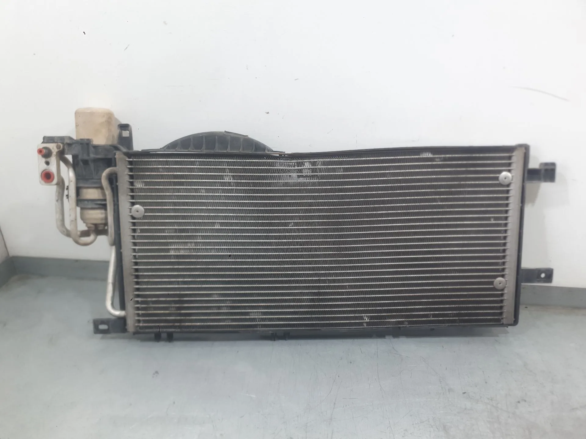 Condensador / Radiador Aire Acondicionado para Opel Corsa C (X01)