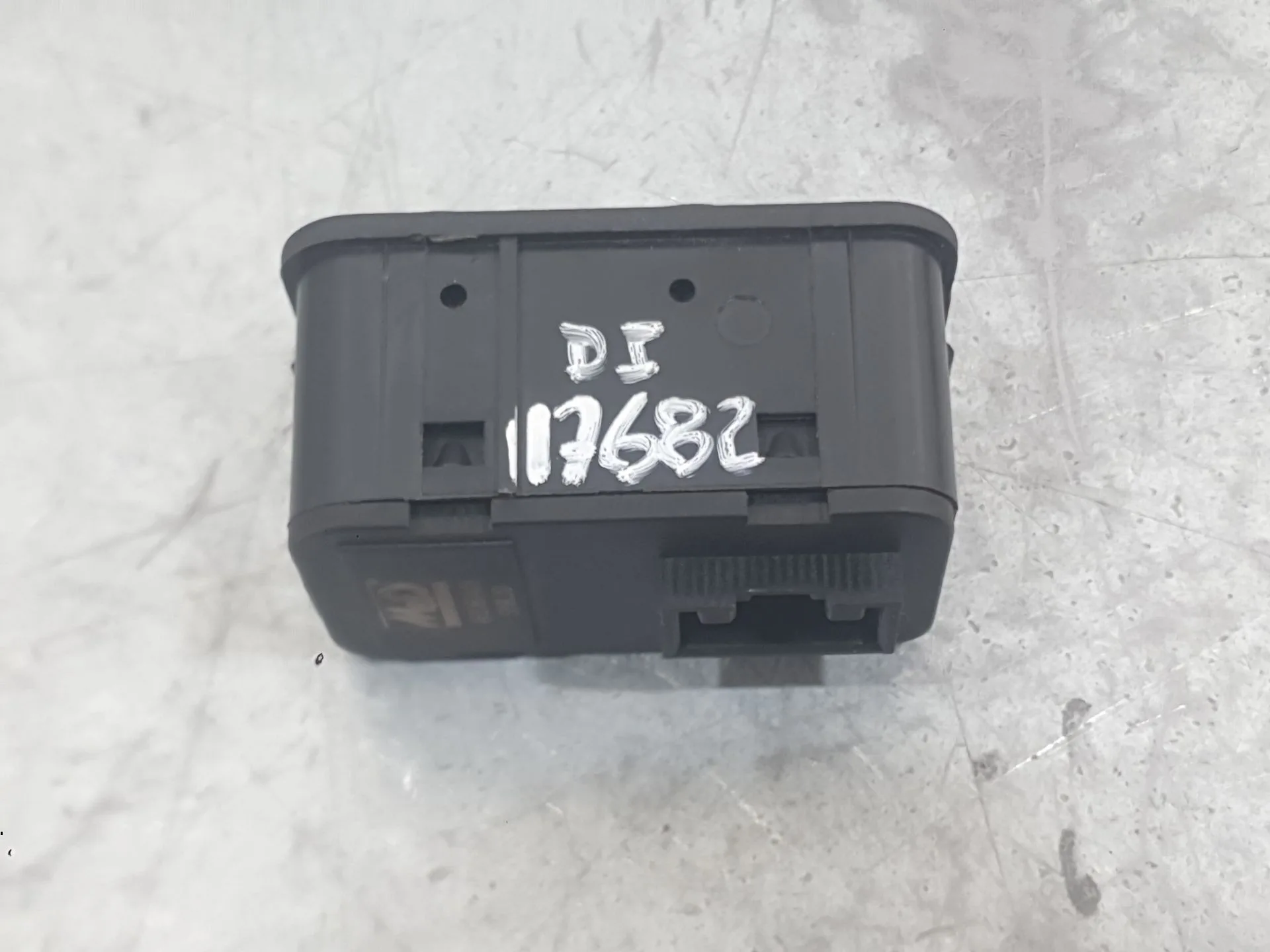 Mando Elevalunas Delantero Izquierdo para Opel Corsa C (X01)
