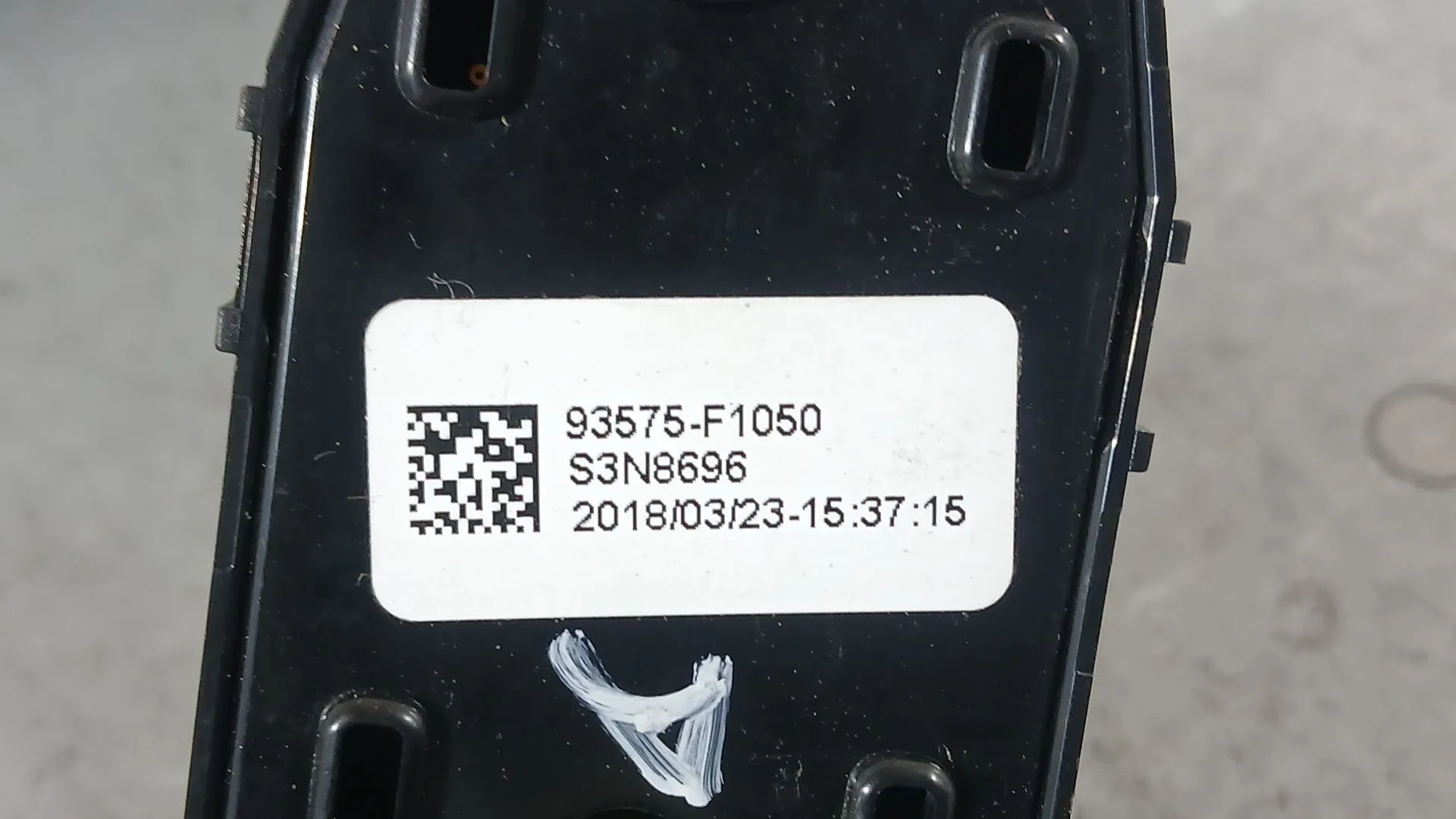 Mando Elevalunas Delantero Derecho para Kia Sportage Iv (Ql, Qle)