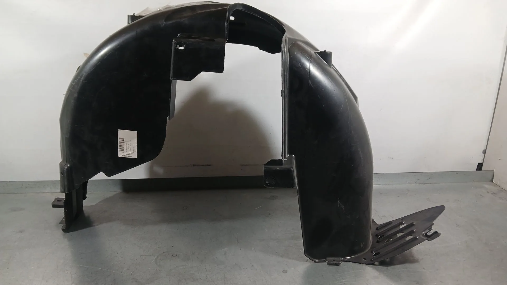 Plastico Pase Rueda Tras. Dch. para Seat Arona (Kj7, Kjp)