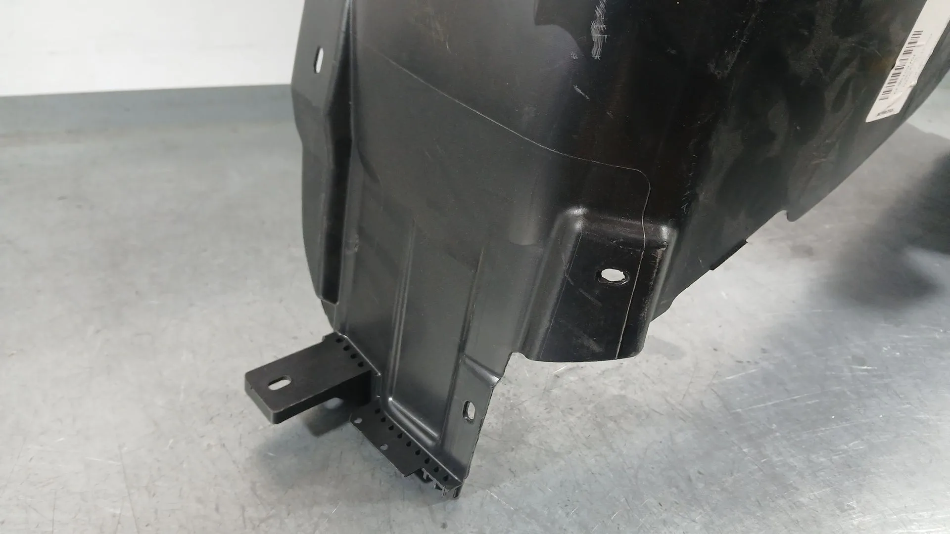 Plastico Pase Rueda Tras. Dch. para Seat Arona (Kj7, Kjp)