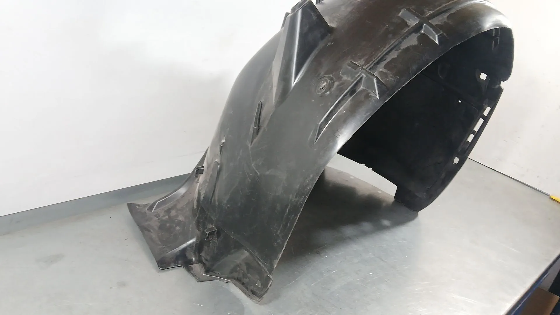 Plastico Pase Rueda Del. Dch. para Peugeot 308 Ii (Lb_, Lp_, Lw_, Lh_, L3_)