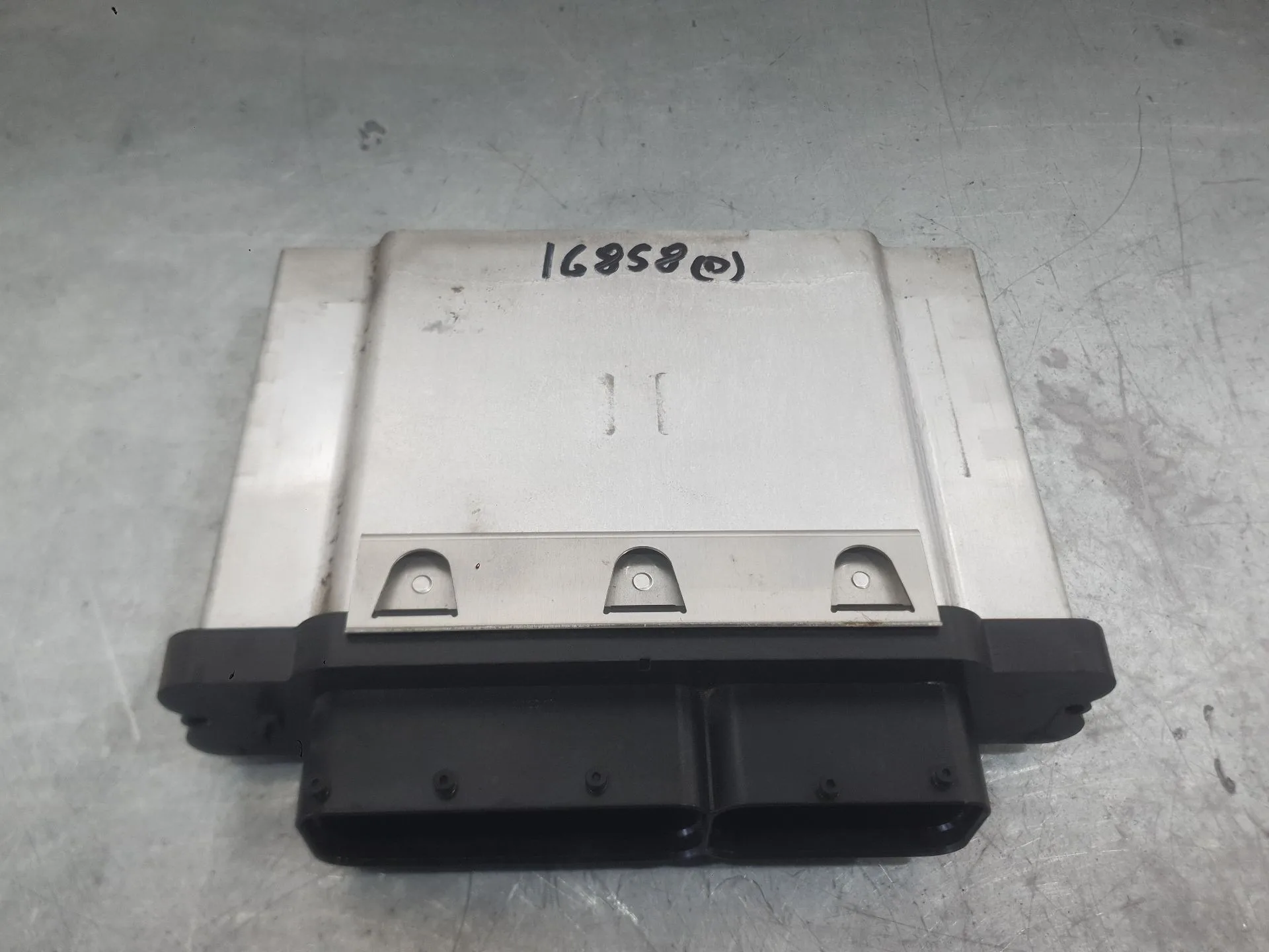 Centralita Motor Uce para Skoda Rapid Spaceback (Nh1)
