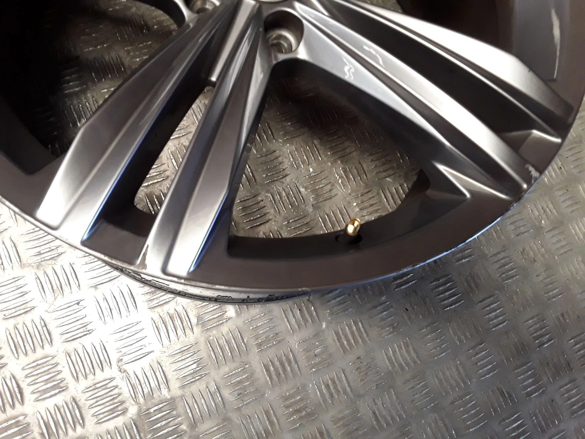 Llanta Aluminio para Volkswagen Tiguan (Ad1, Ax1)