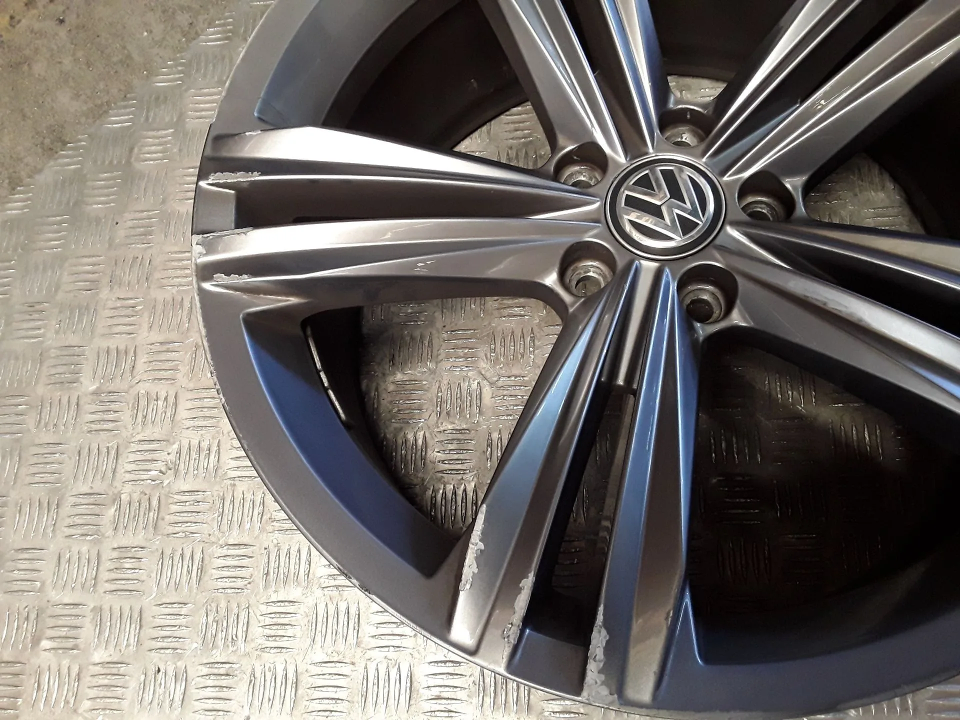Llanta Aluminio para Volkswagen Tiguan (Ad1, Ax1)
